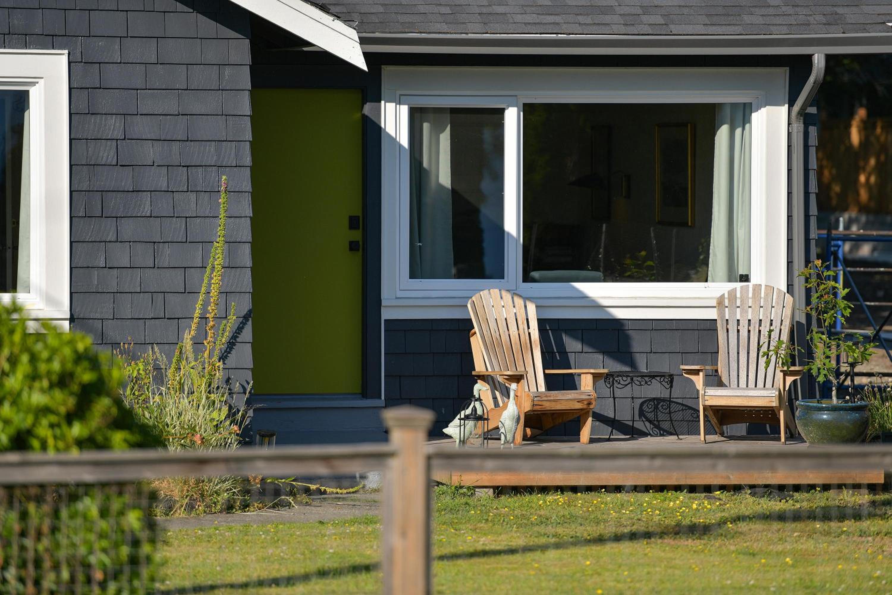 The Bayside Cottage by EMR Vacation Rentals