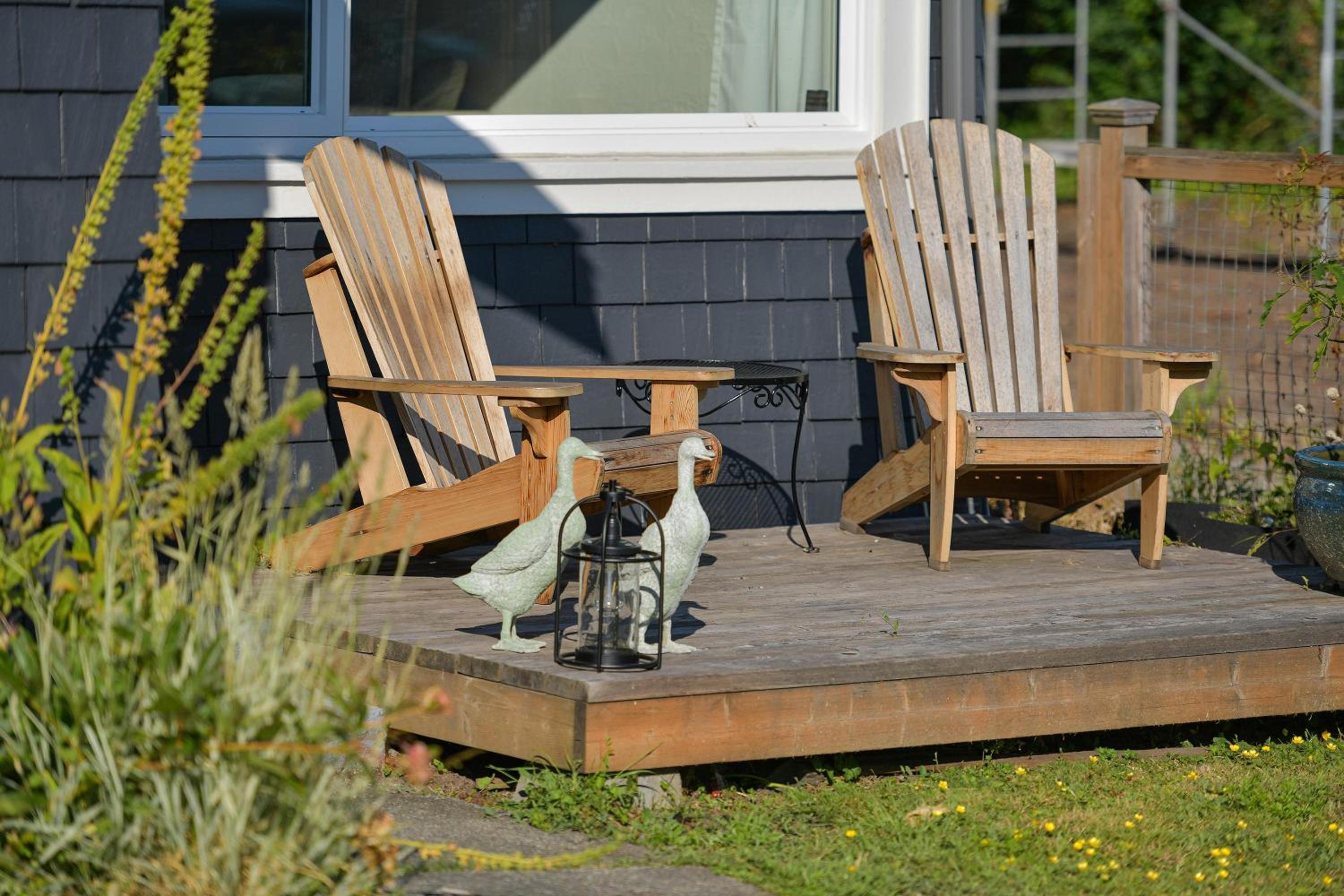 The Bayside Cottage by EMR Vacation Rentals