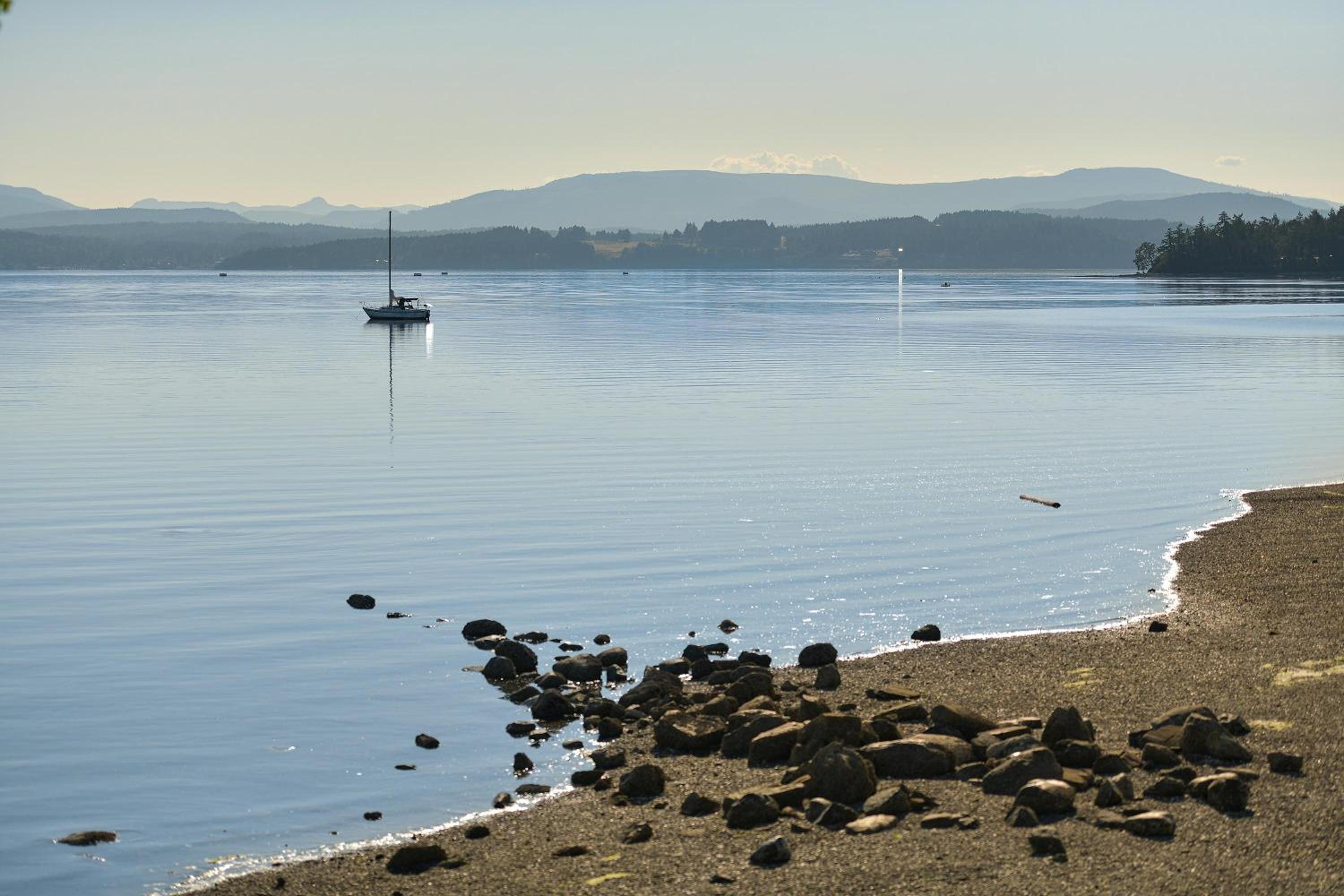 The Bayside Cottage by EMR Vacation Rentals
