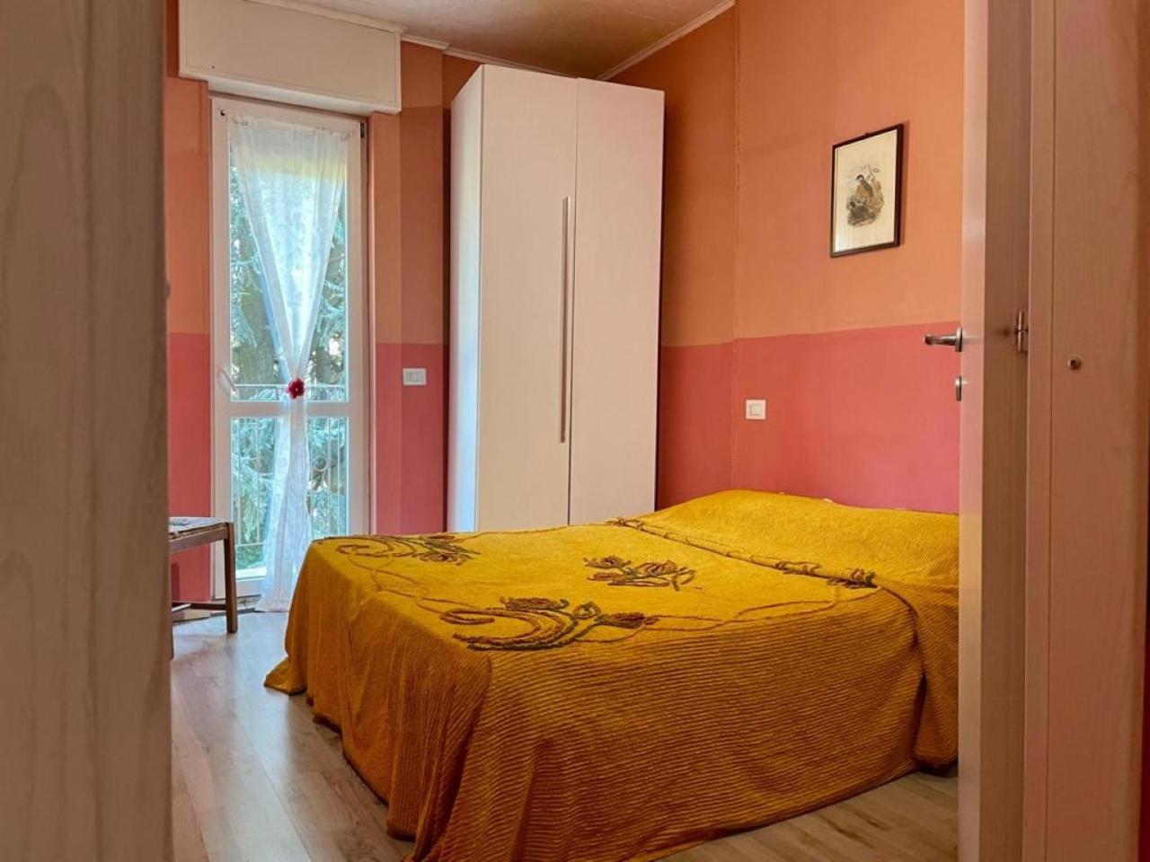 The Orange Housing in Como