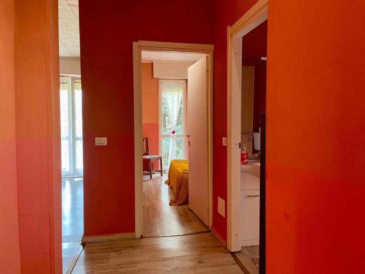 The Orange Housing in Como