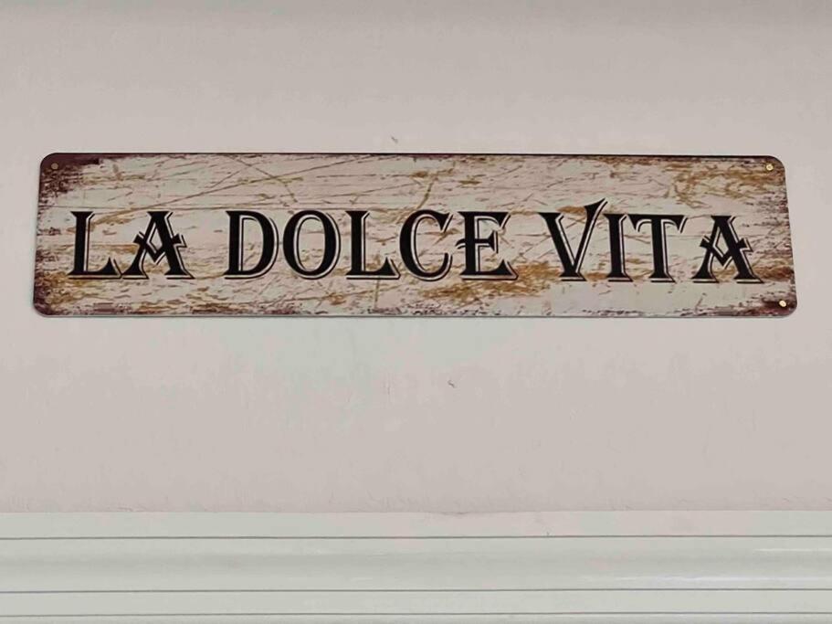 Naples Paradise*Coral Falls of Lely*La Dolce Vita view 4
