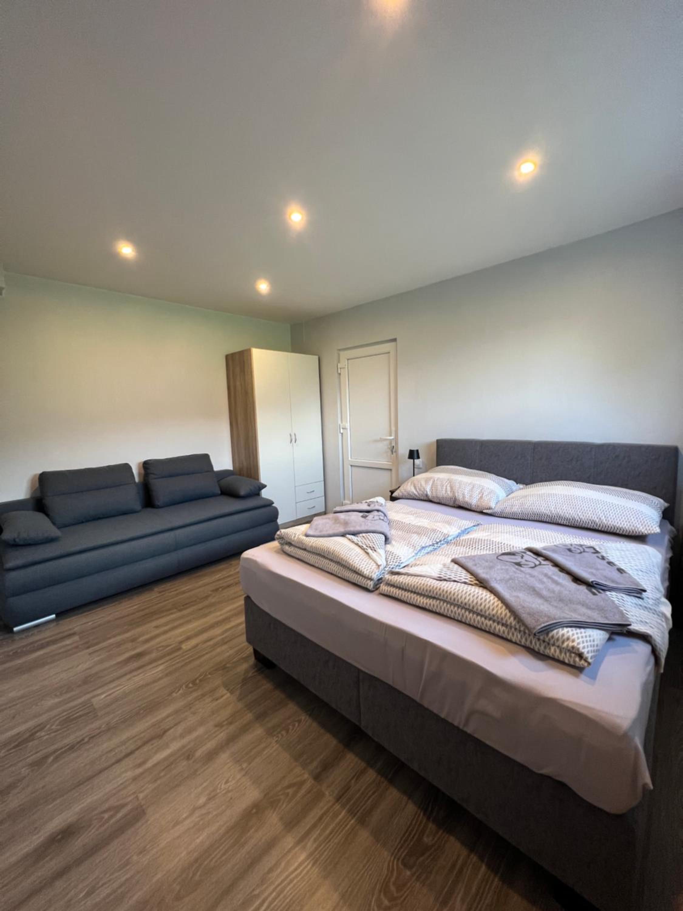FRESH Apartments