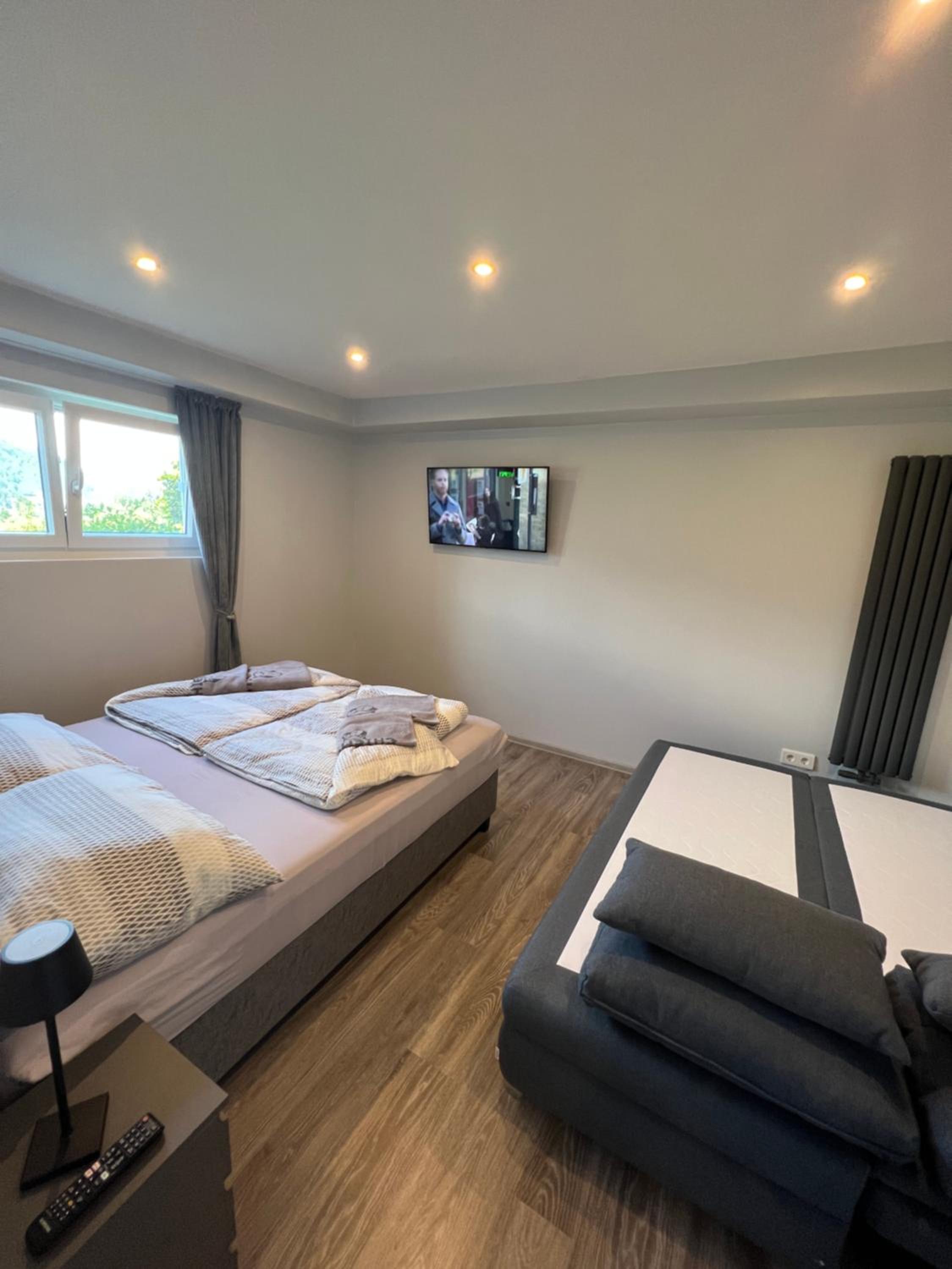 FRESH Apartments