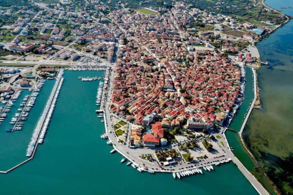Diogenis apartment 80m2 near town center view 3