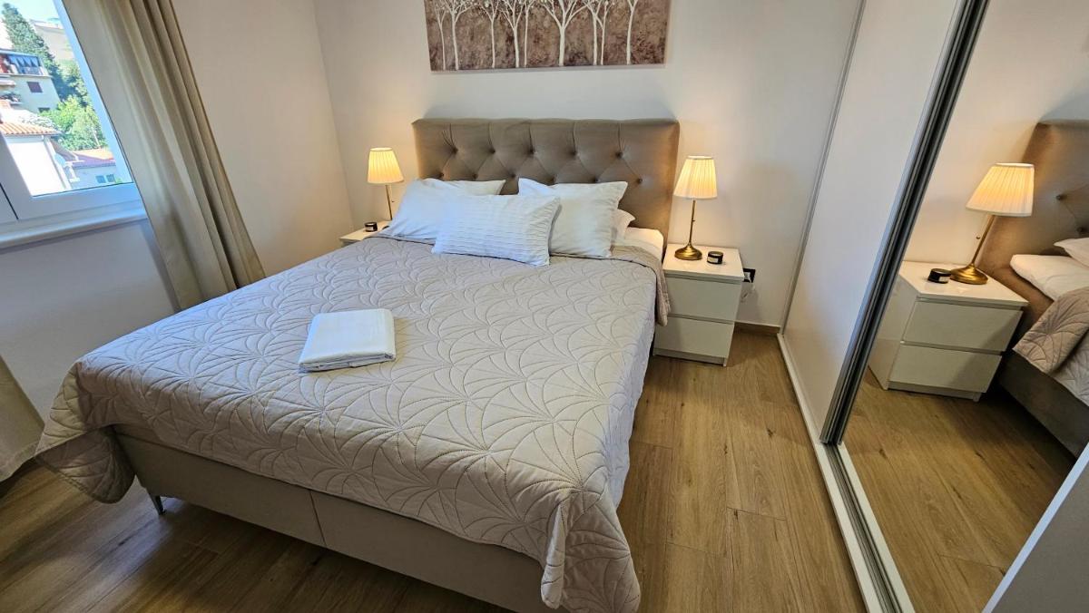 Eximius Apartment view 2