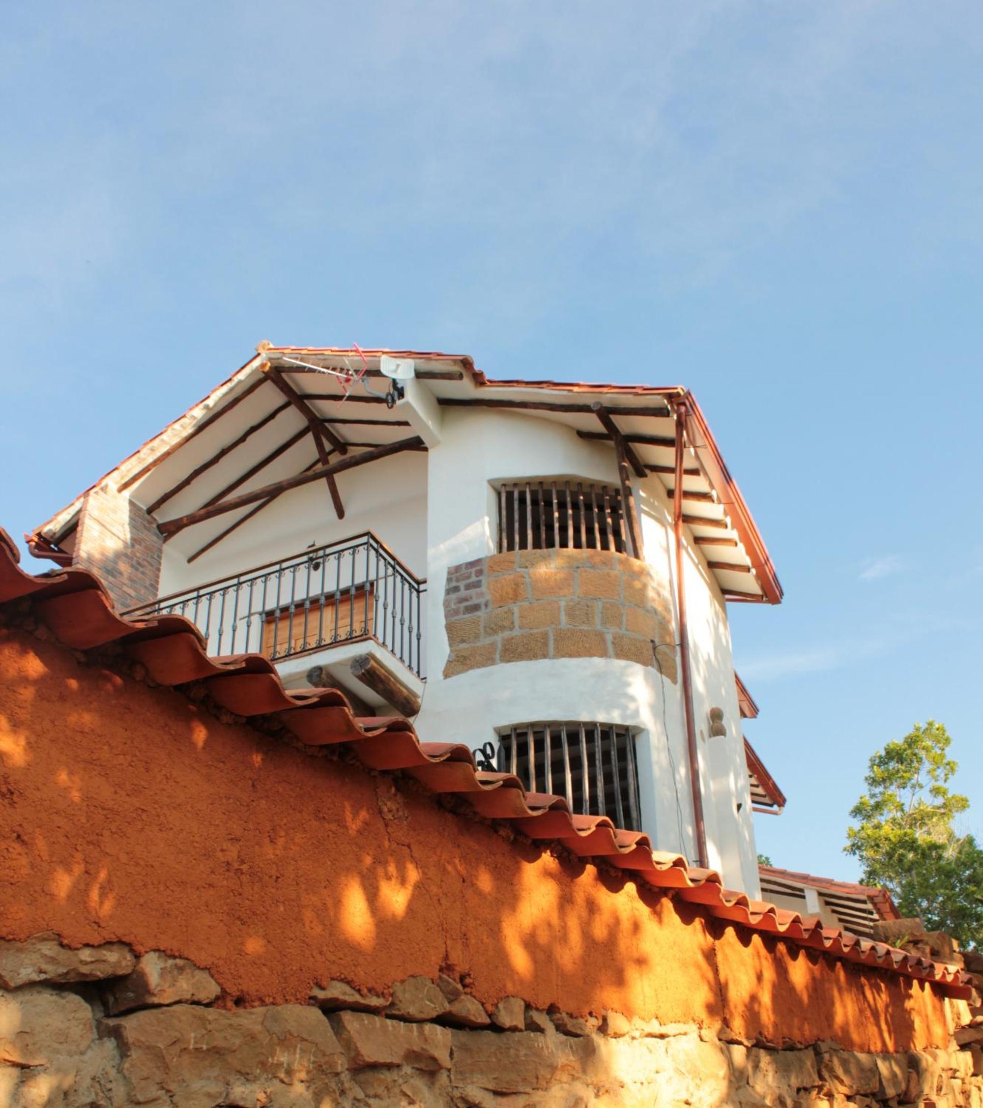 Color Marron casa de campo