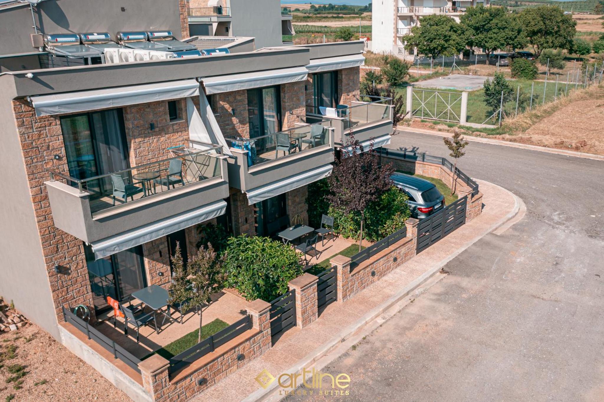Artline Luxury Suites view 5
