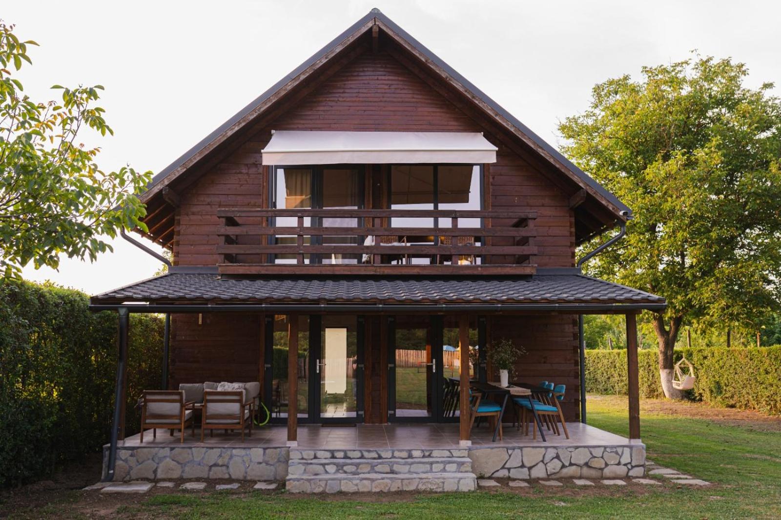 Orastioara Retreat view 5
