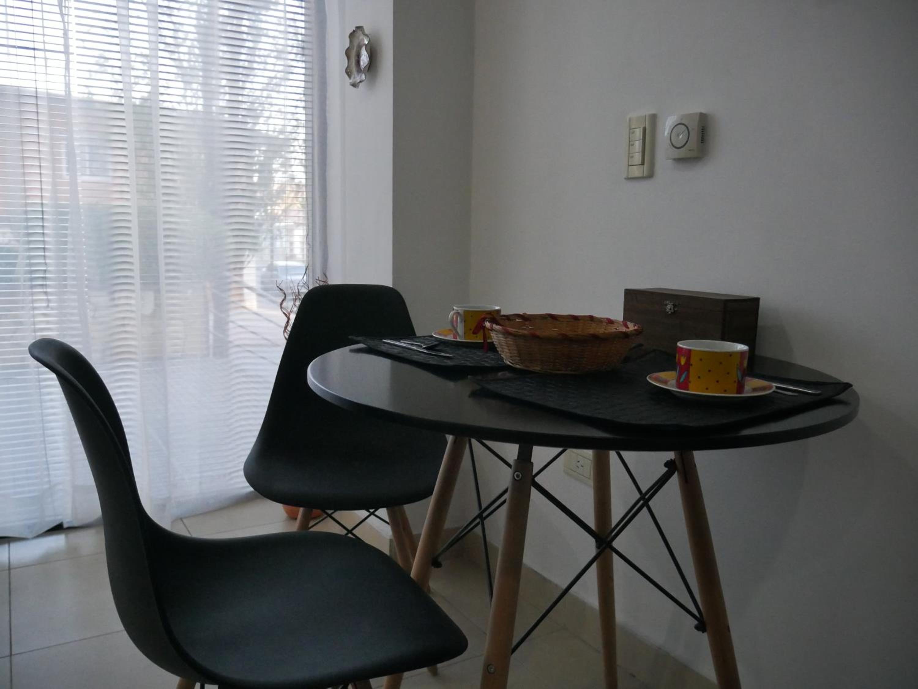 Habitación Privada en Edificio de Departamentos