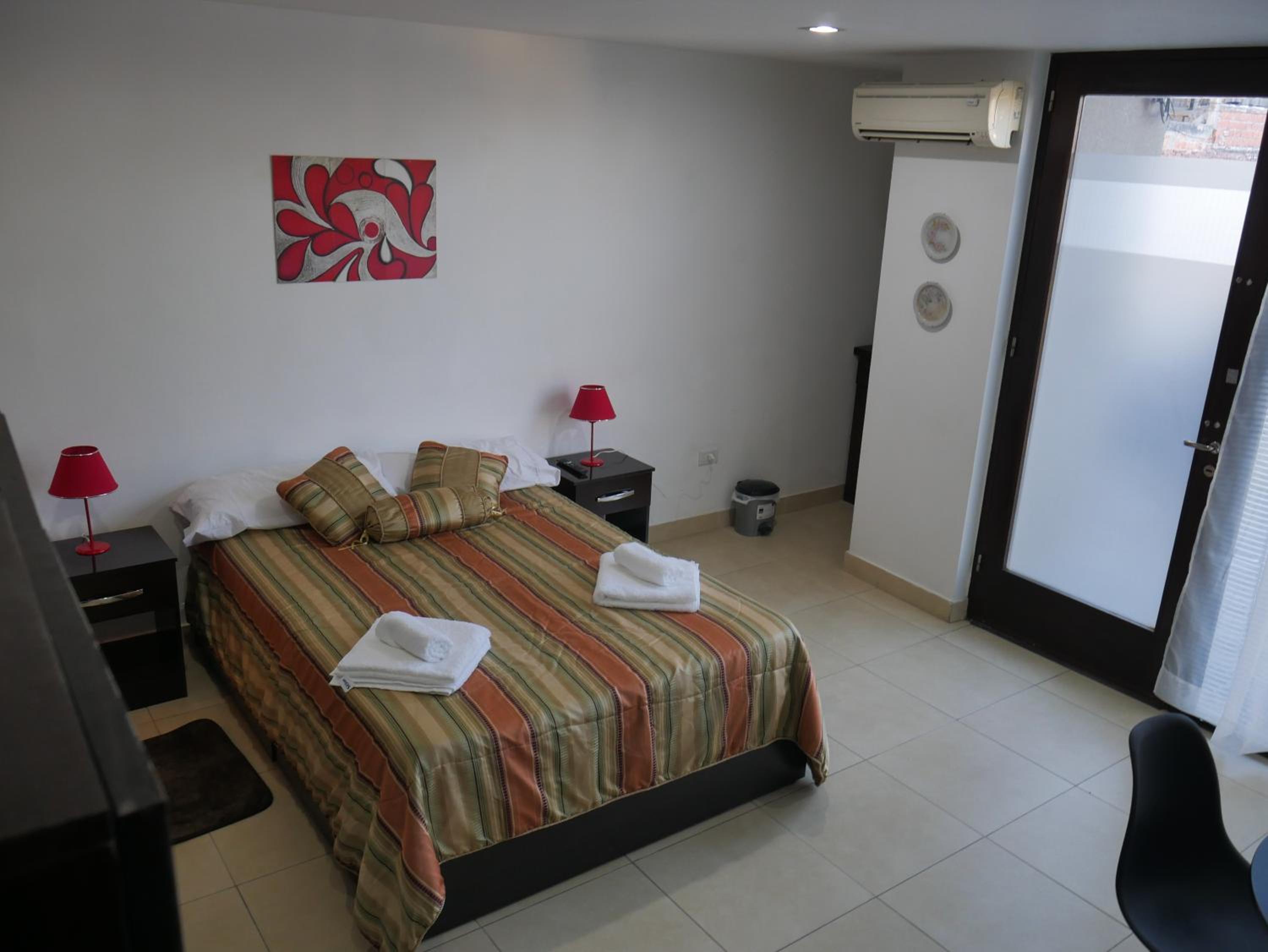 Habitación Privada en Edificio de Departamentos
