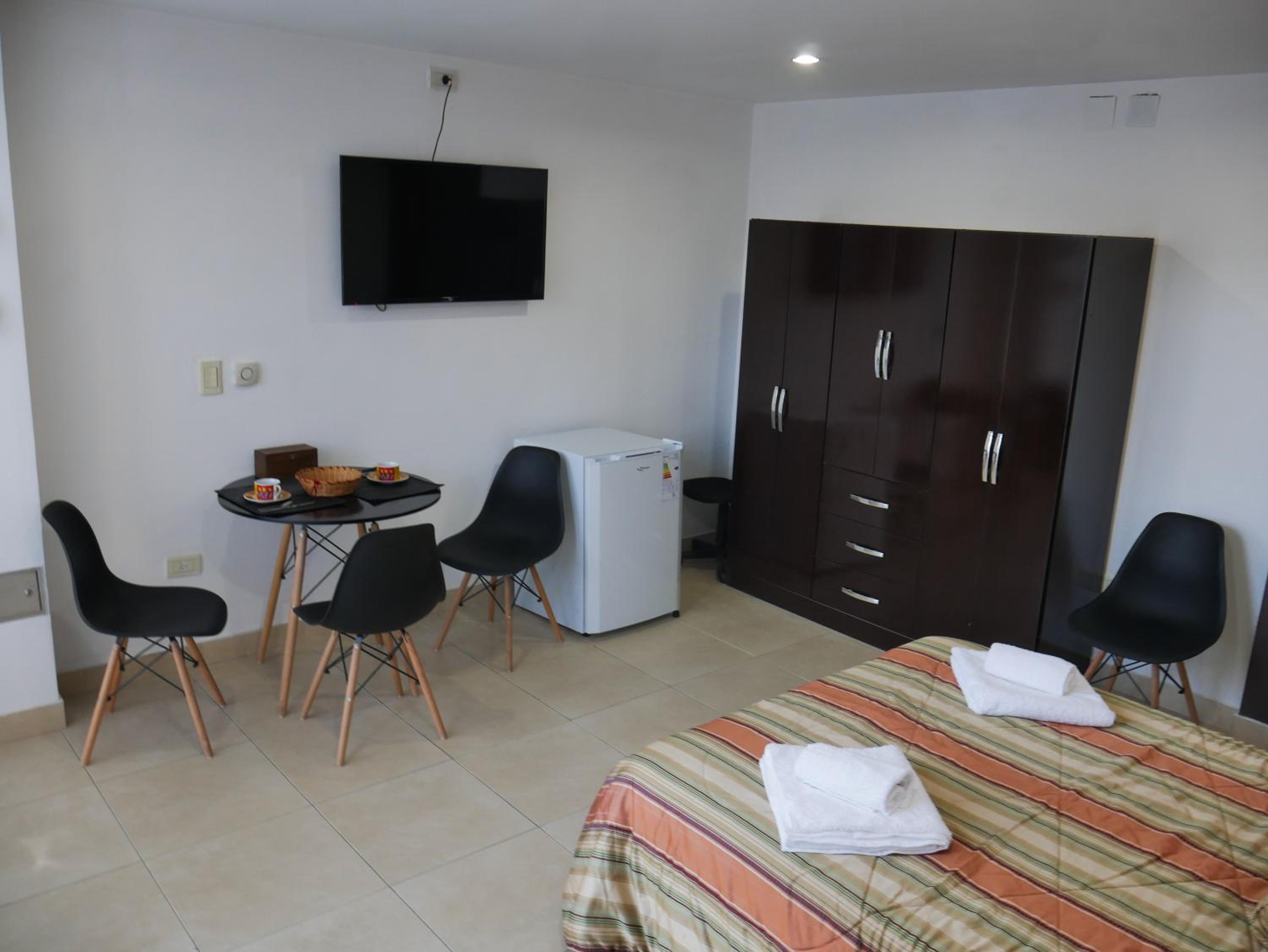 Habitación Privada en Edificio de Departamentos