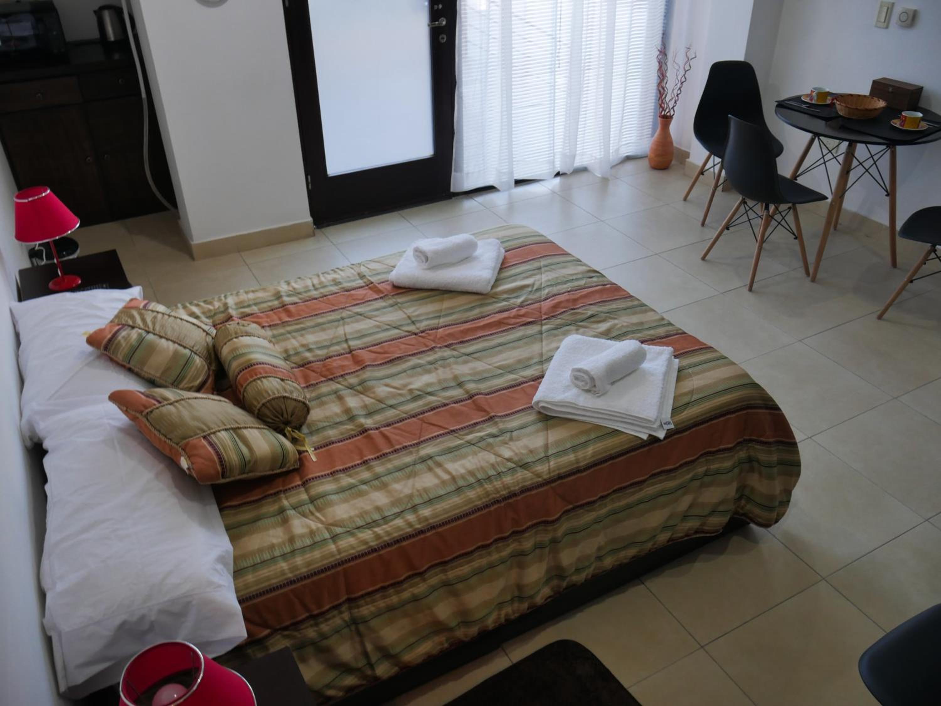Habitación Privada en Edificio de Departamentos