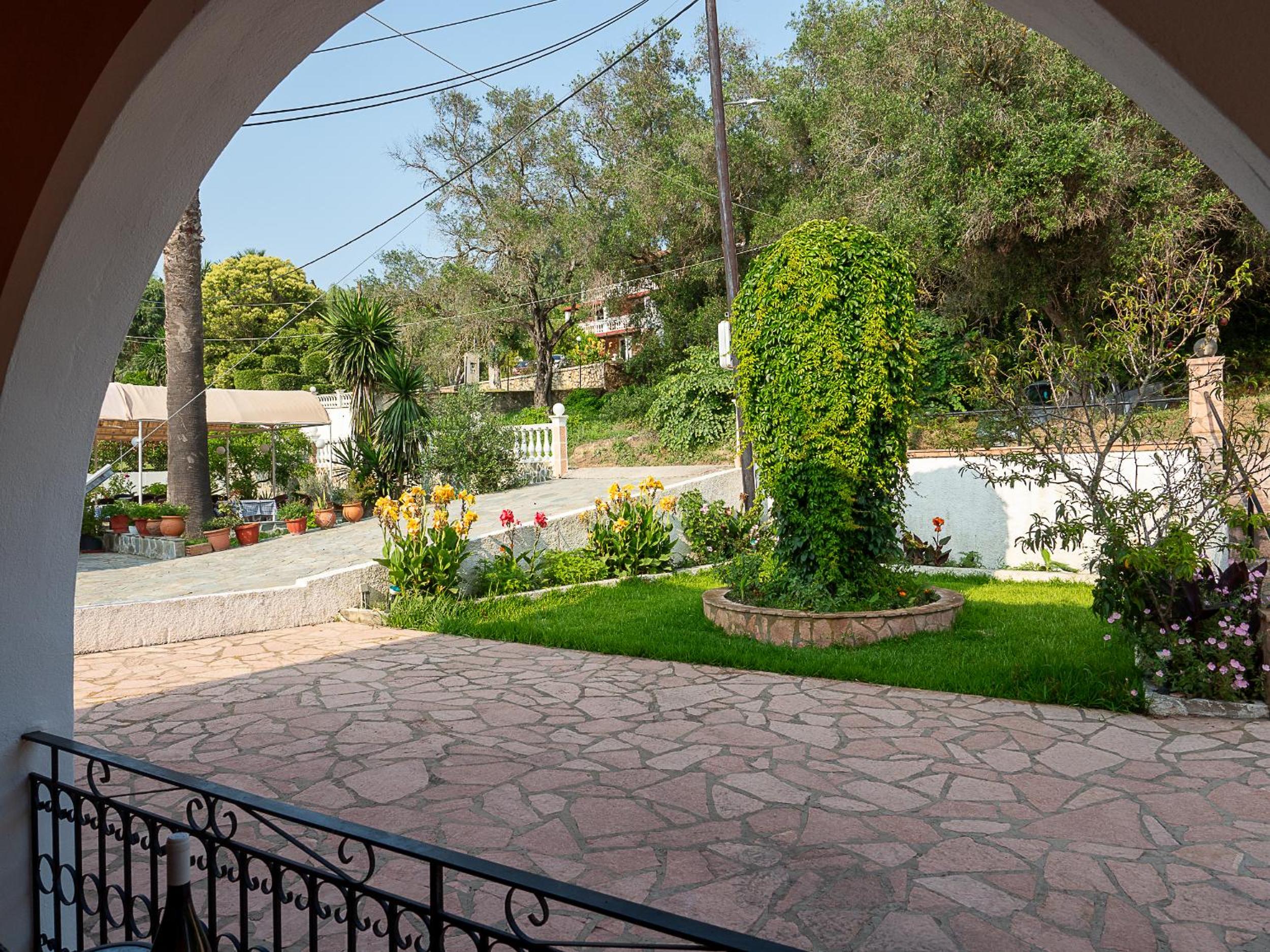 XENOFONTAS APARTMENTs