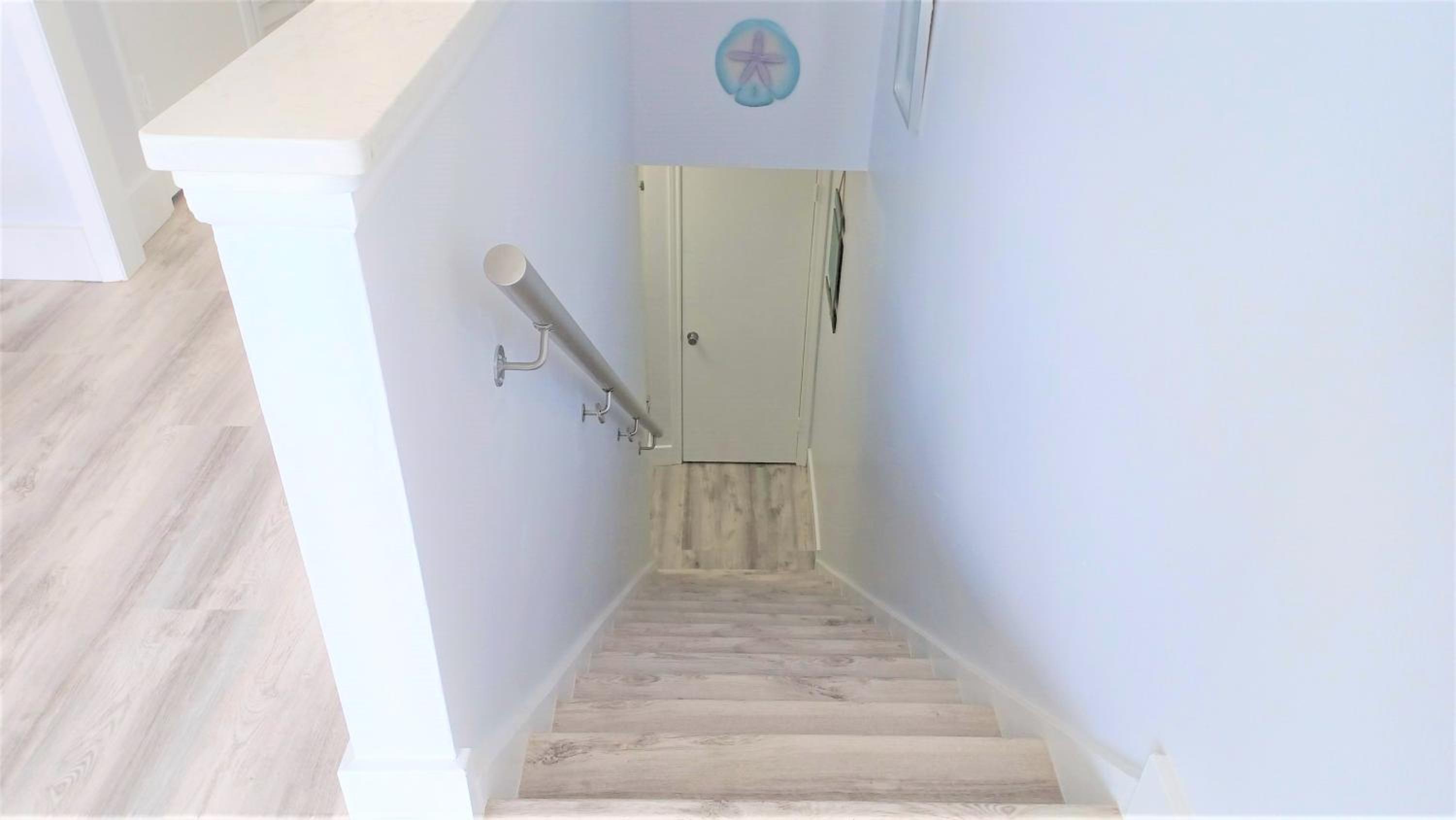 Southbay by the Gulf #51 - Walk to private beach in 3 min - Beach setup included - Spectacular lake views - Completely Remodeled 2BR/2.5BA Townhouse view 5