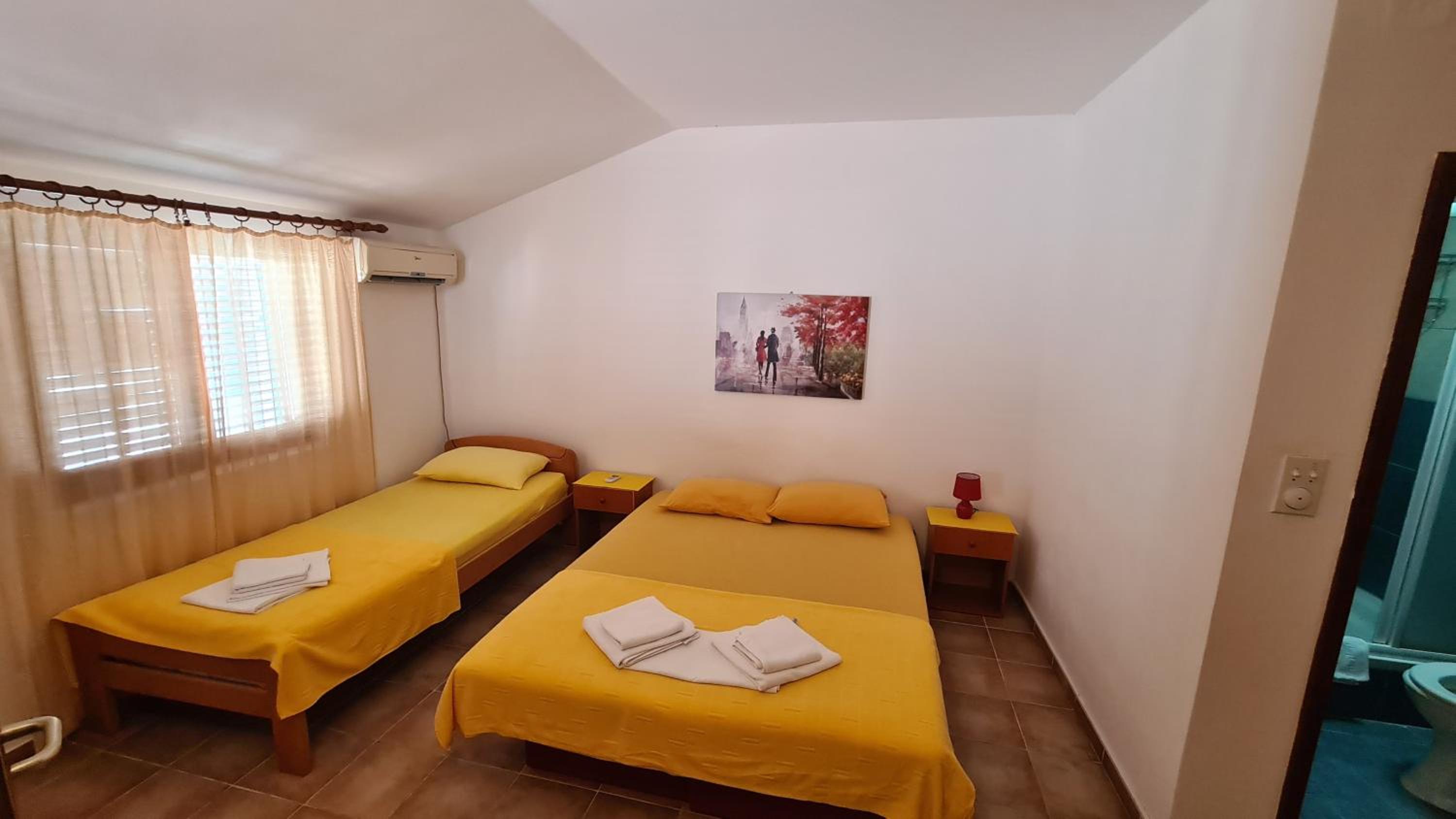 Apartments Sirena - Modern stay with free parking