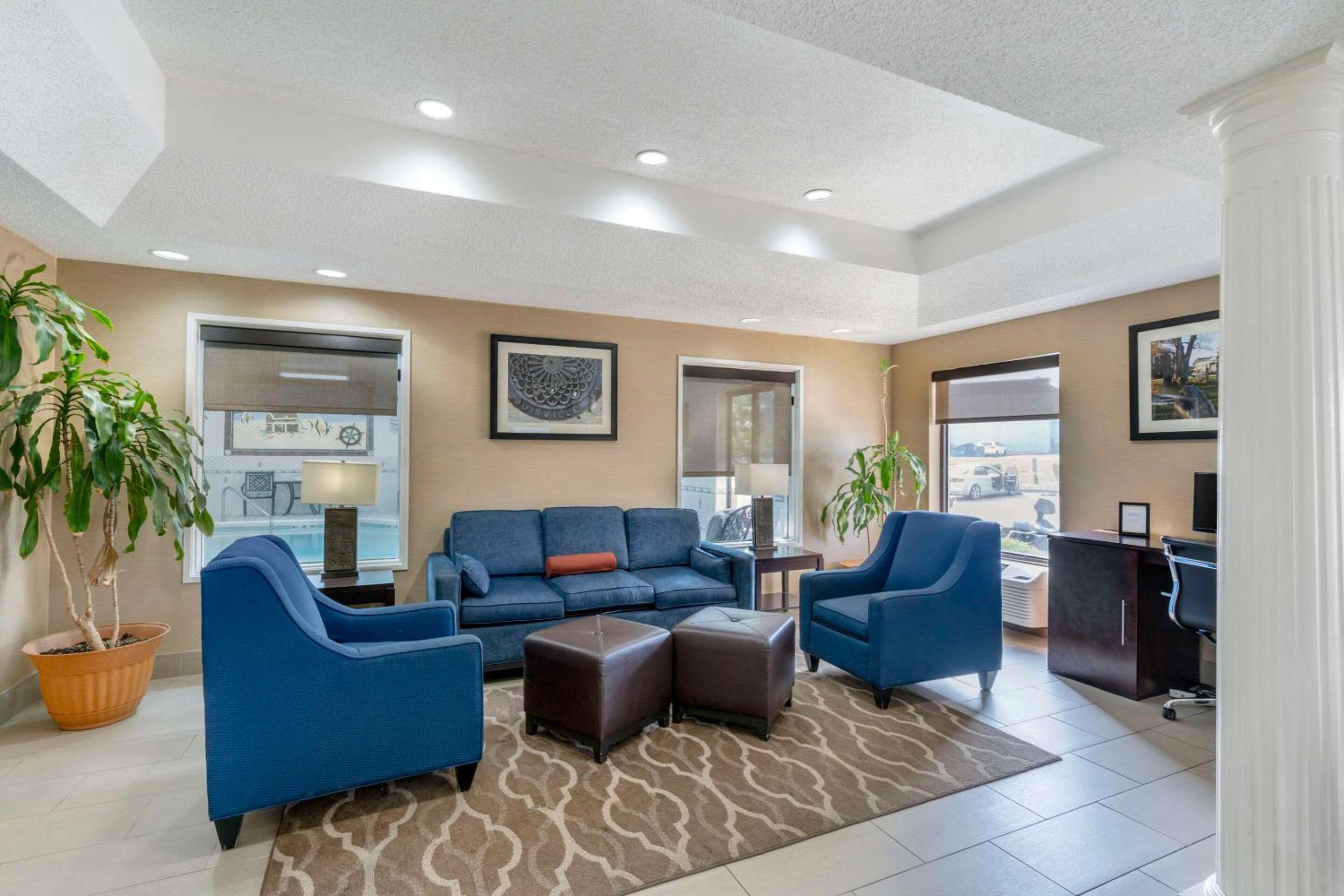 Comfort Inn & Suites La Grange - Louisville Area view 5