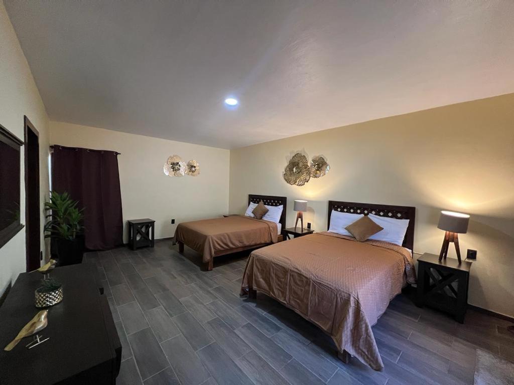 Hermosa cabaña con terraza para disfrutar Cabañas puerta del bosque Mazamitla view 4