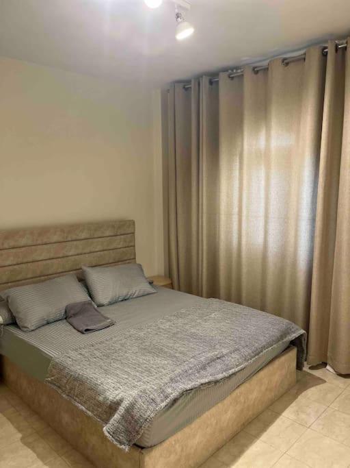 Enchanting garden studio fully airconditioned