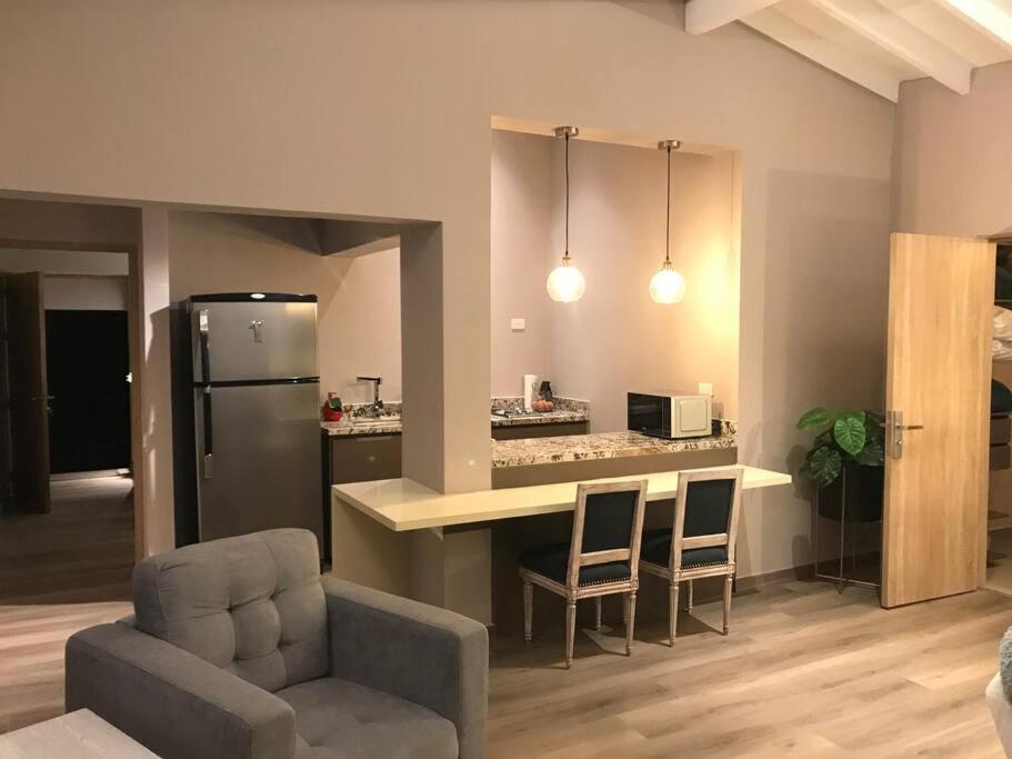 Spacious, comfy & prime location