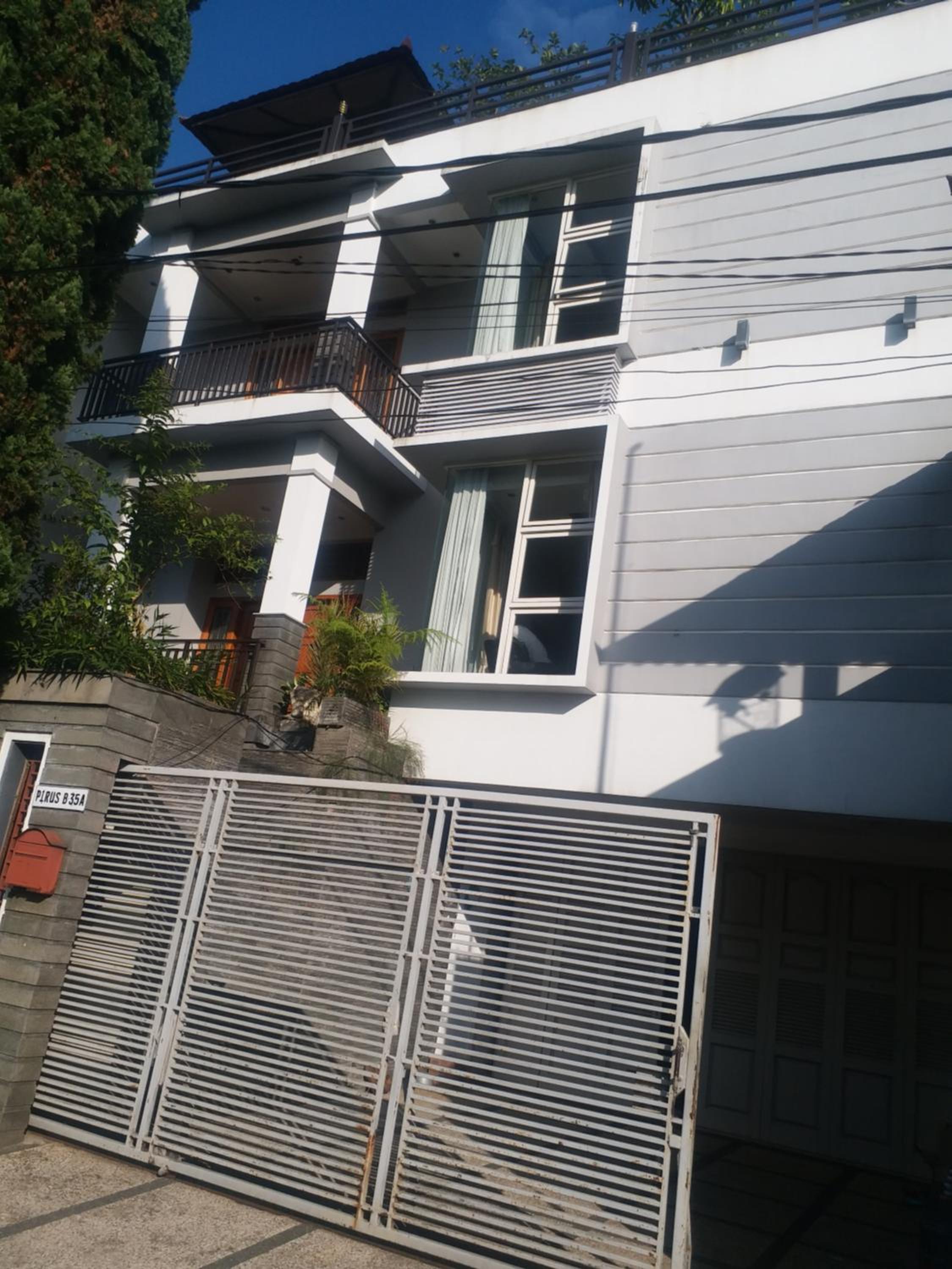 Villa 3 Cemara view 3