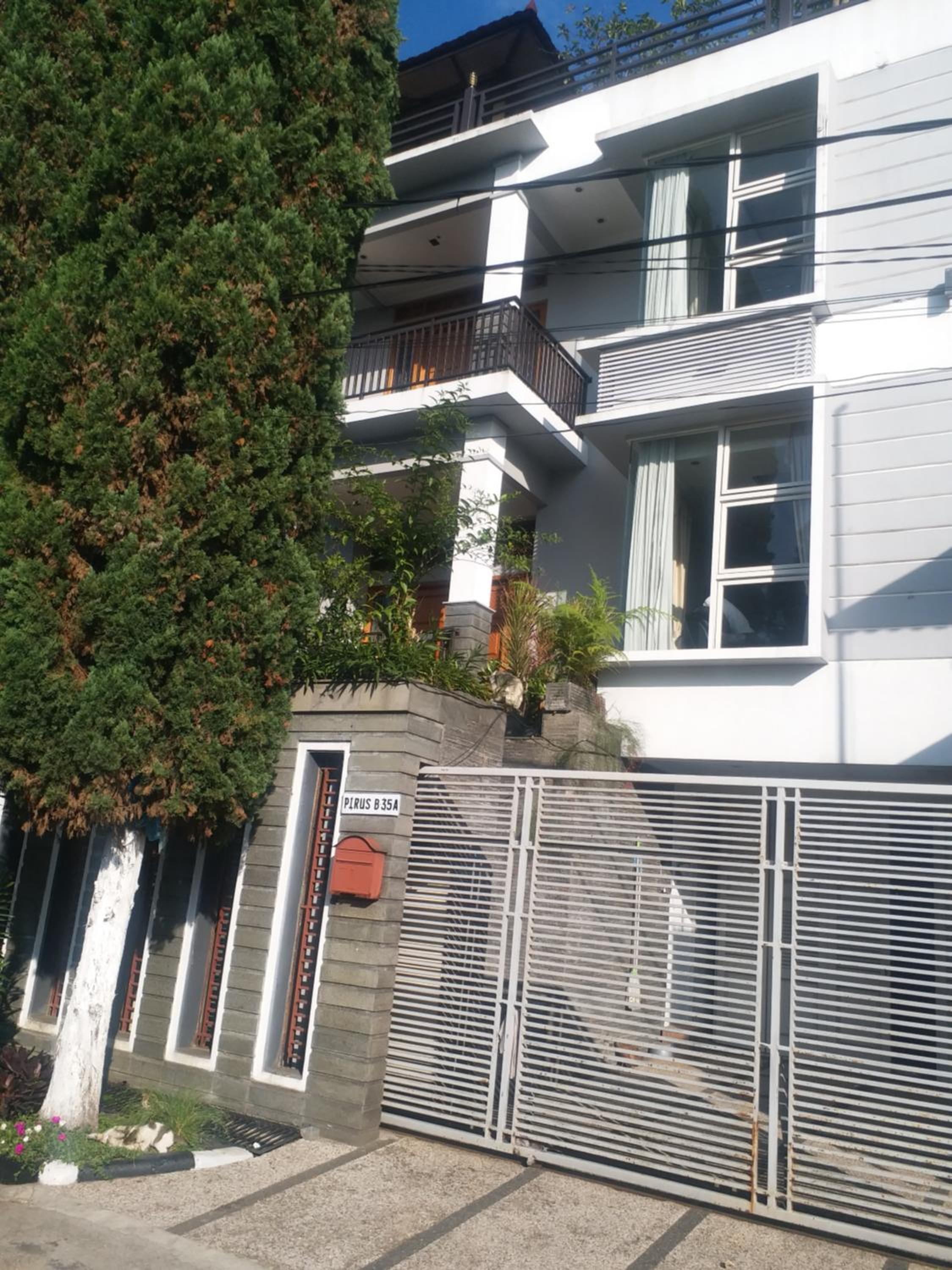 Villa 3 Cemara view 5