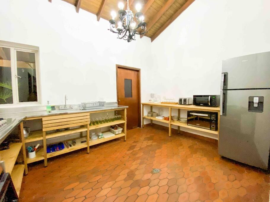 NEW Mansion with pool & jacuzzi, El poblado