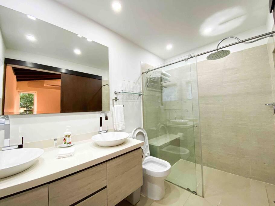 NEW Mansion with pool & jacuzzi, El poblado