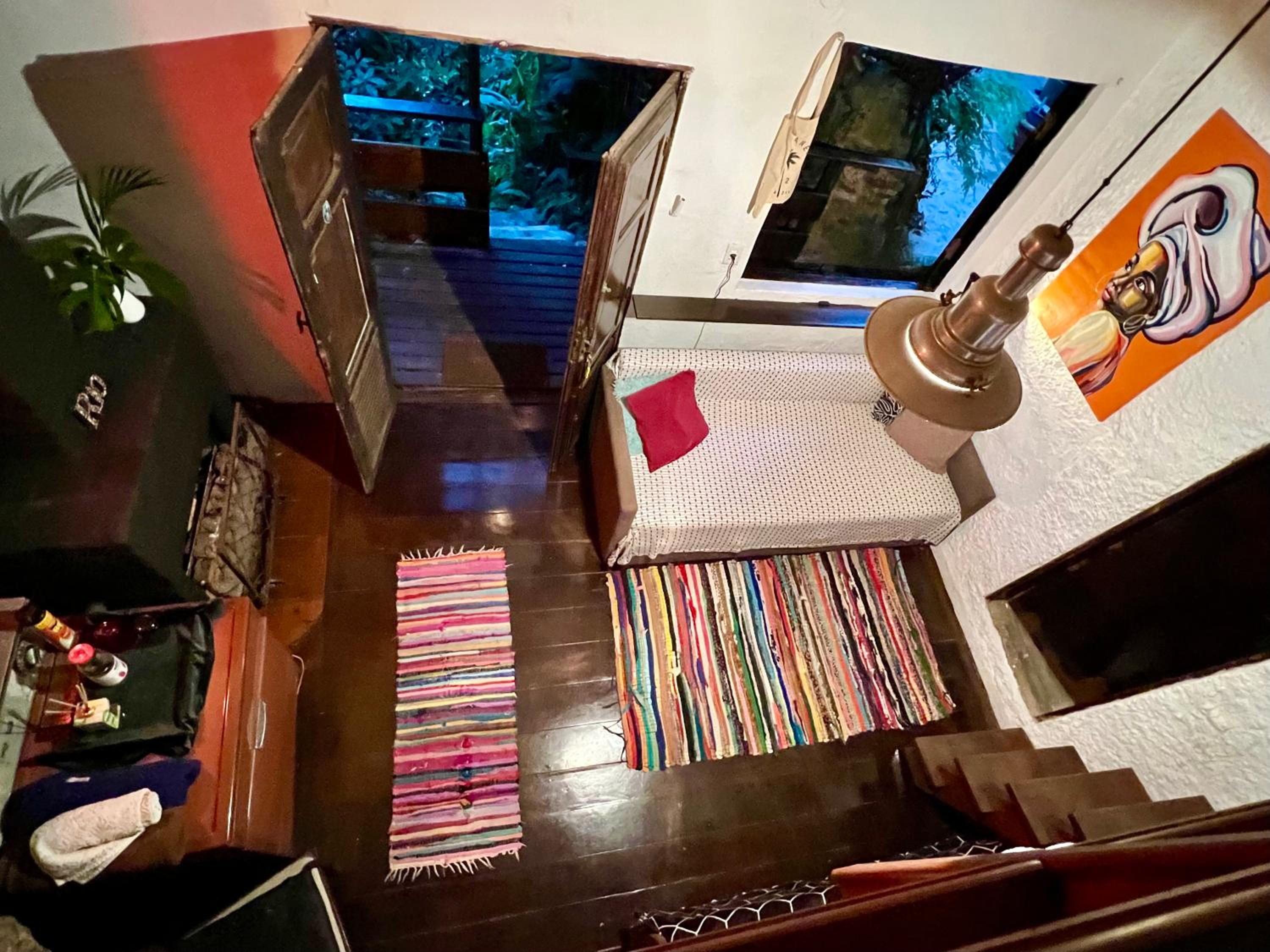 Amazing forest House in the city! Private guest suite - double studio room