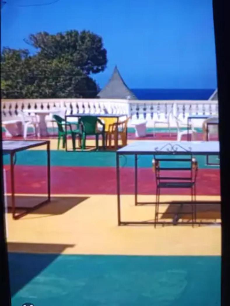 Dela de-Rose Guest House Negril Jamaica