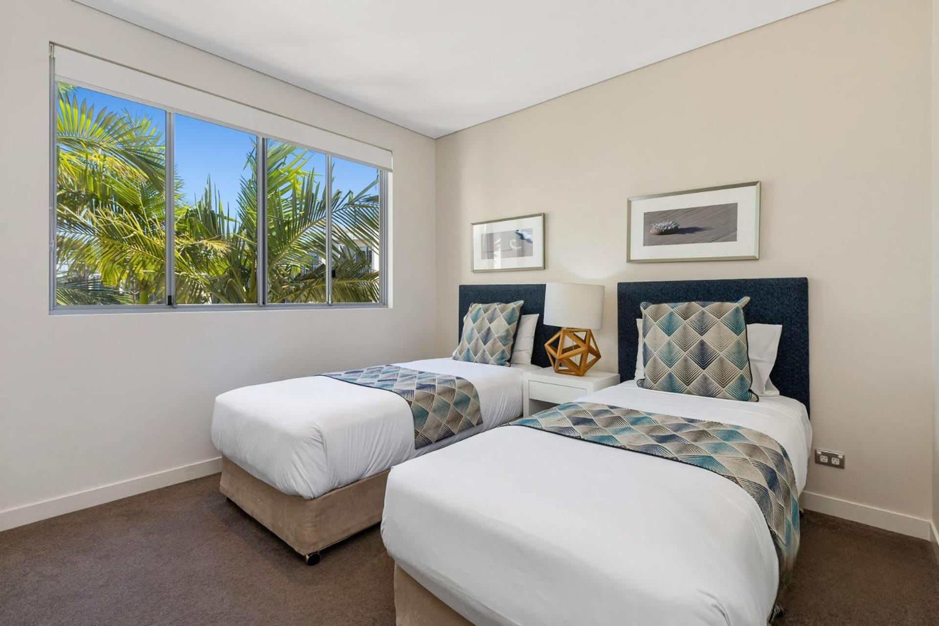 Wave Culture 1204 Beach Bliss - Apartment with complex Pool & Spa