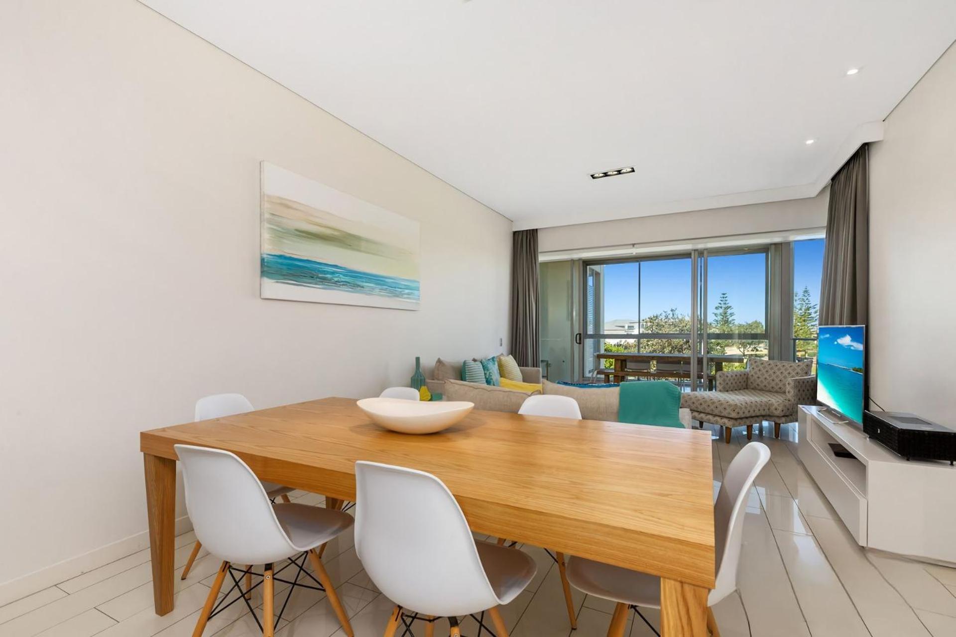 Wave Culture 1204 Beach Bliss - Apartment with complex Pool & Spa