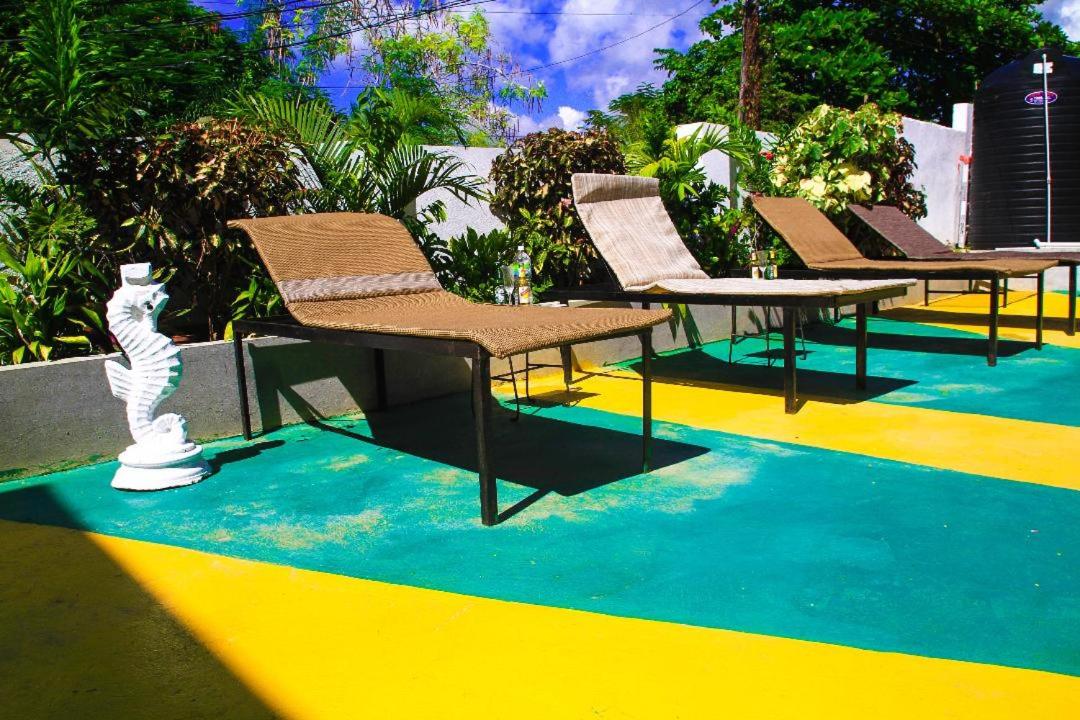 Dela de-Rose Guest House Negril Jamaica