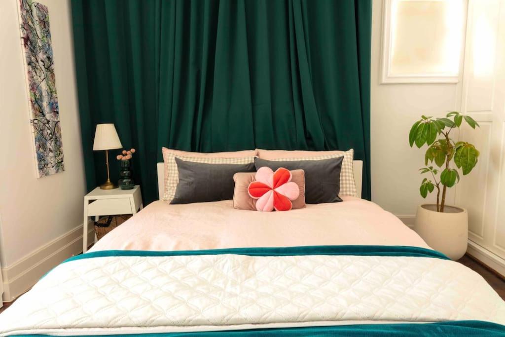 The Eversley - a Stylish Terrace house in Fitzroy