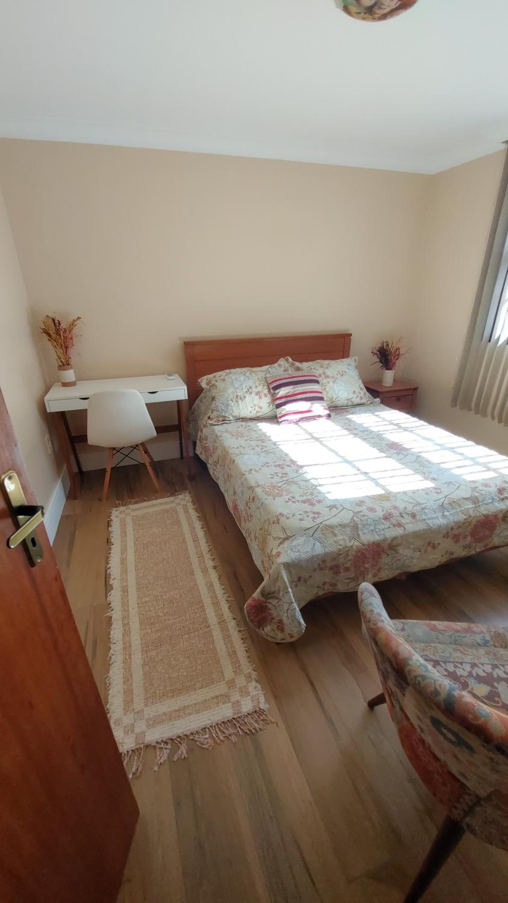 Linda Casa no Jardim Mariléa com Área Gourmet e Hidromassagem!