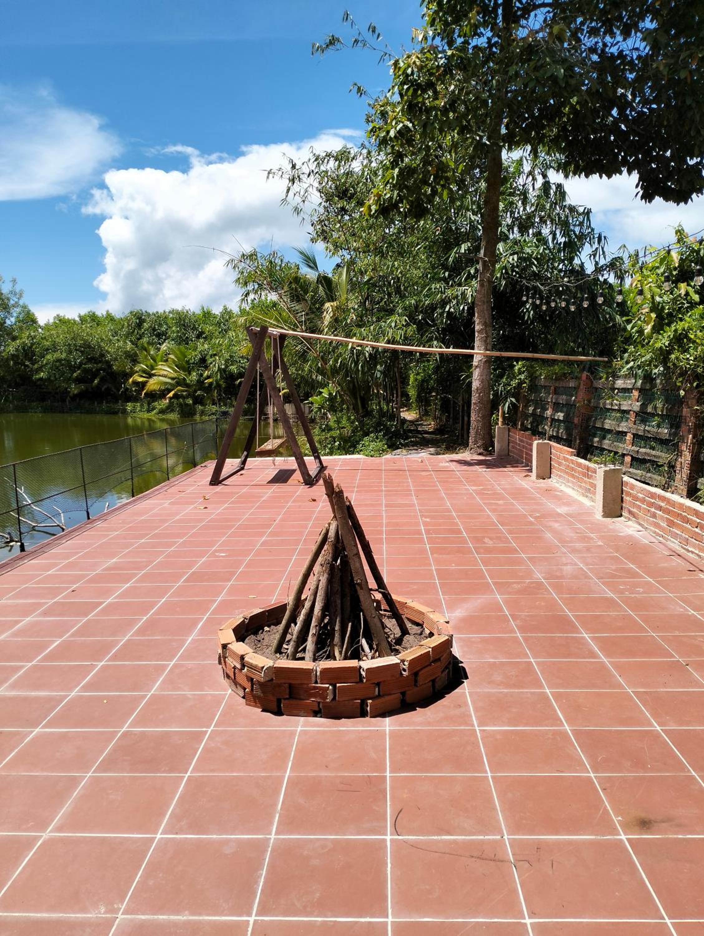 TINA LAKESIDE AO ĐÔI Homestay Phước Hải