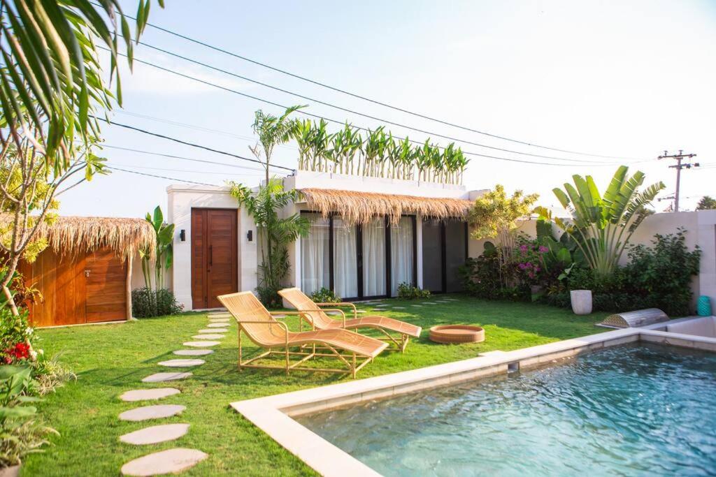 Sundine House - 3BR Poolvilla near Canggu view 5