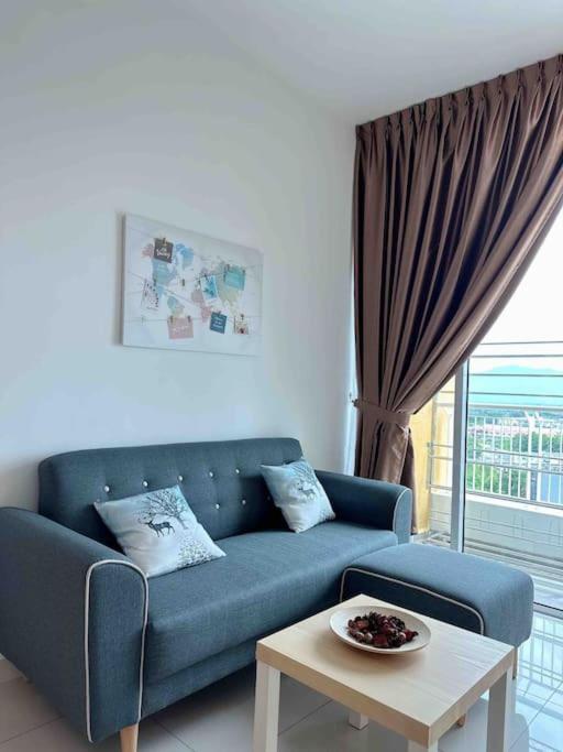 NEW Windy & Cozy Homestay - Infinity Pool View photo 5