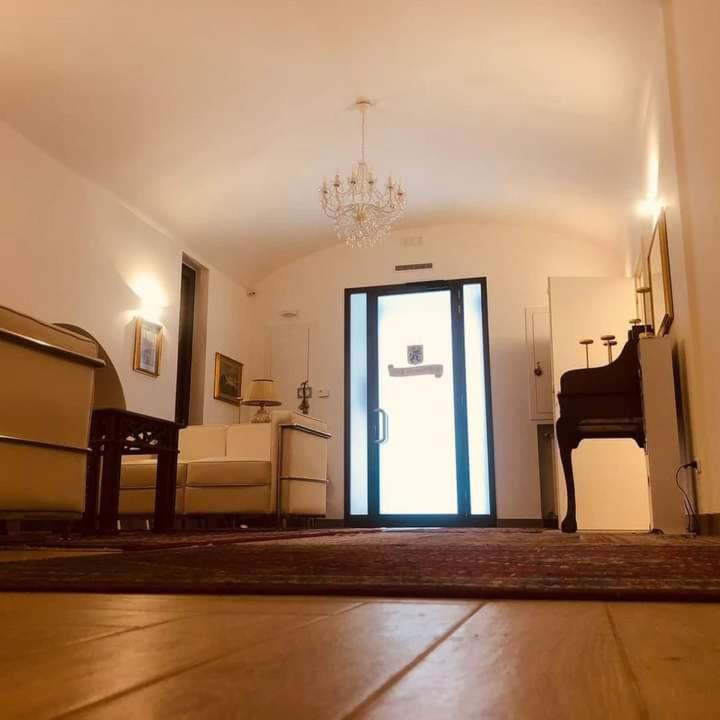 Suite il ritrovo dei poeti
