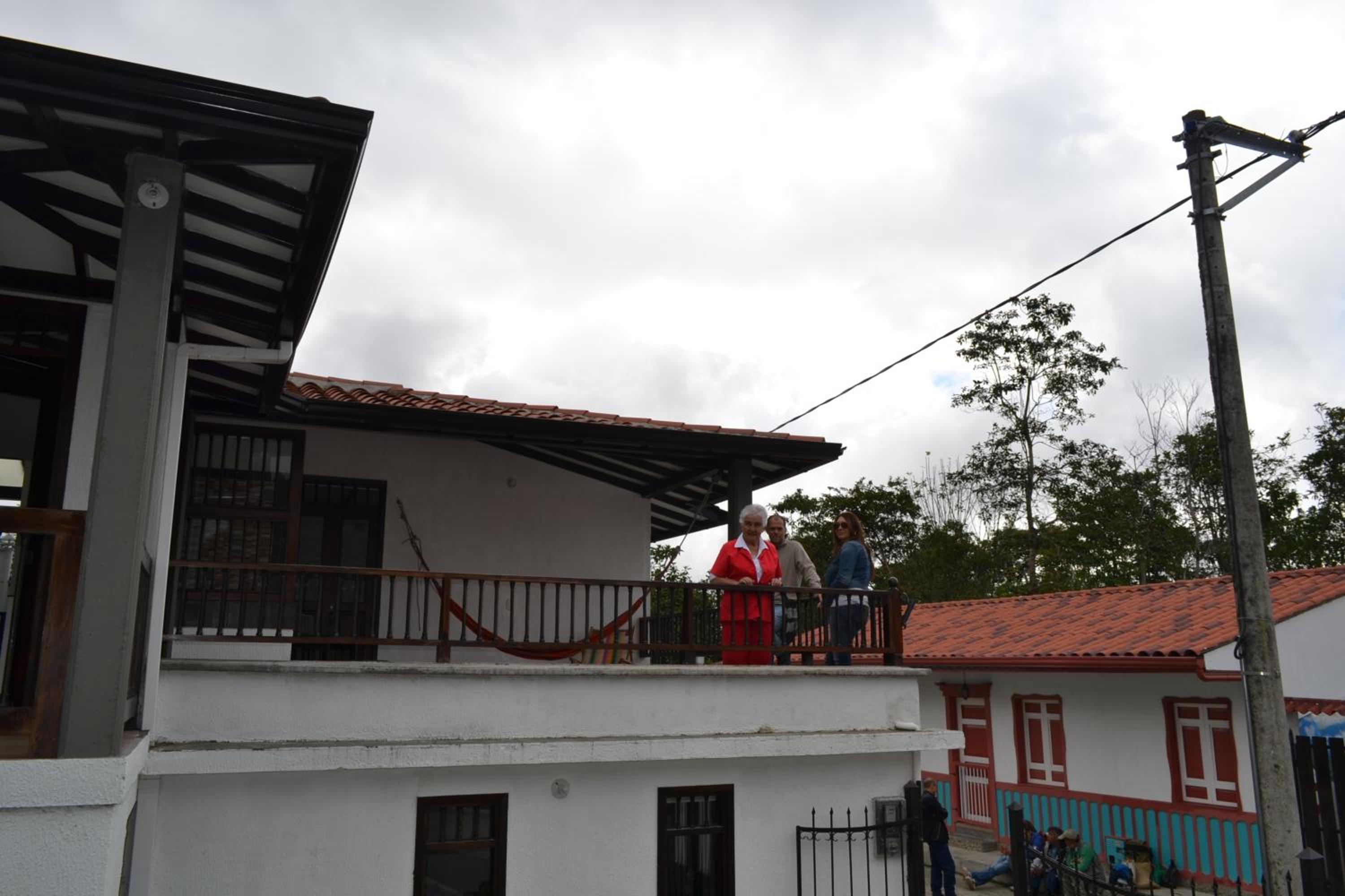 Photo 10