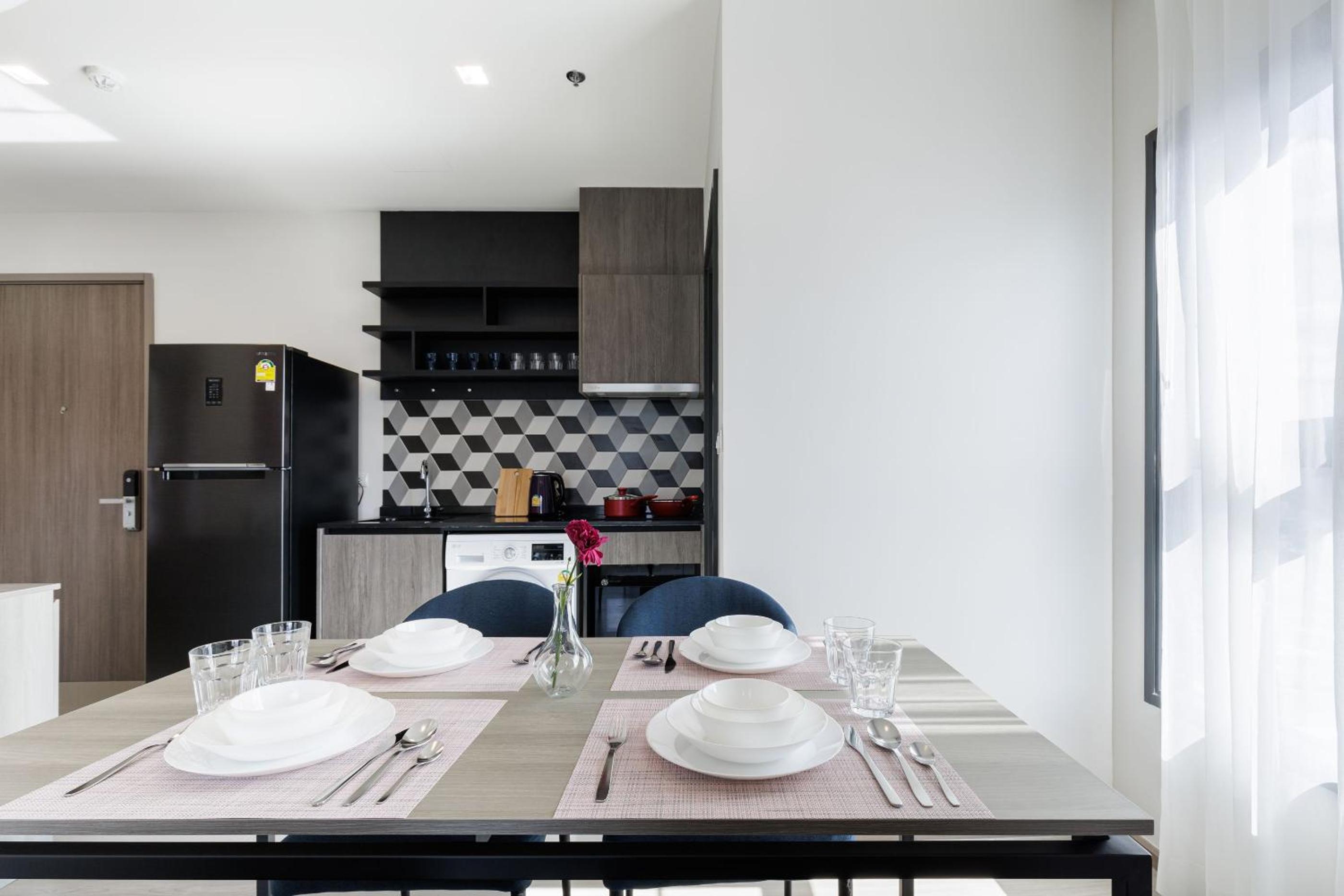 2 bedrooms -1 living room and 1 bathroom - swimming pool