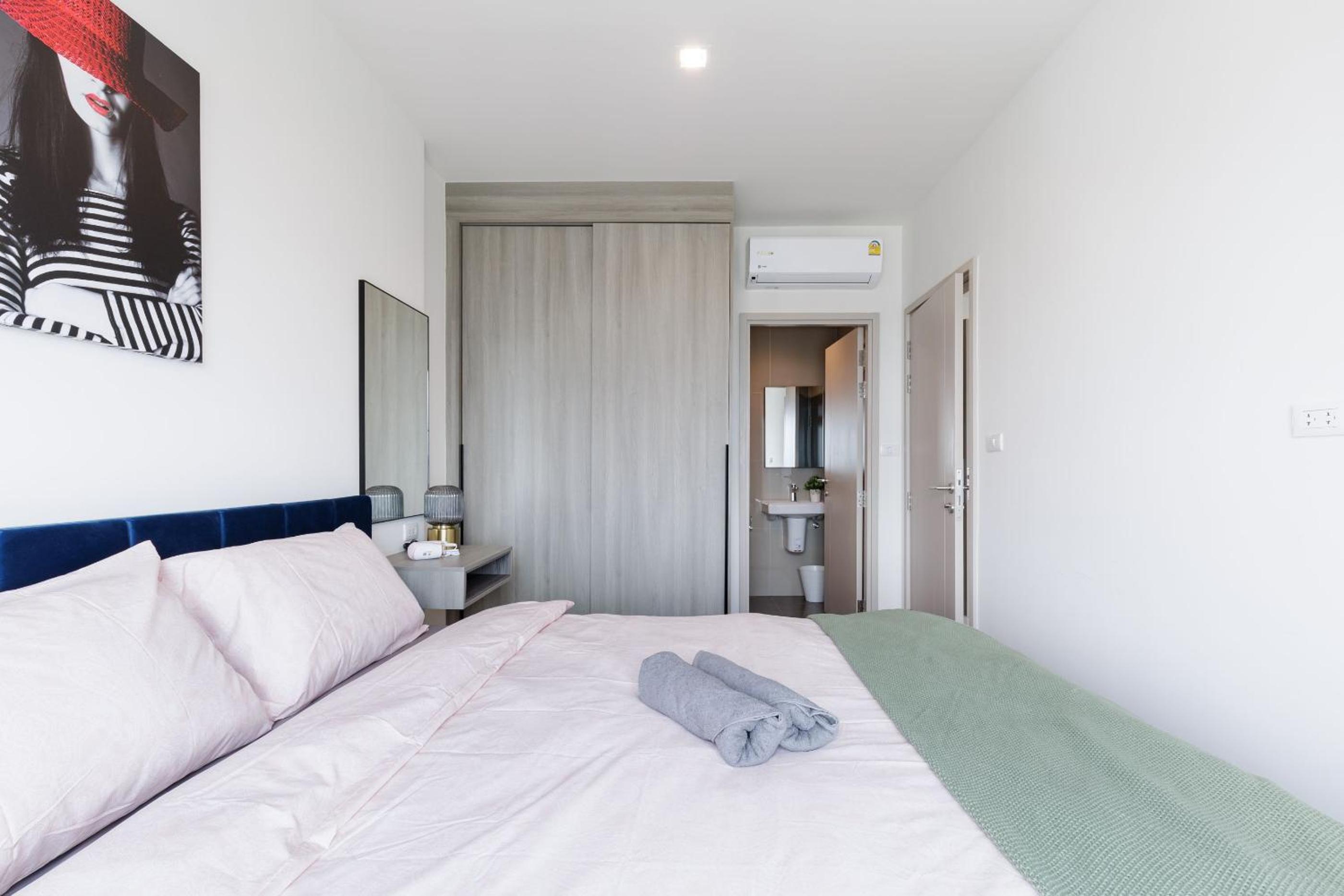 2 bedrooms -1 living room and 1 bathroom - swimming pool