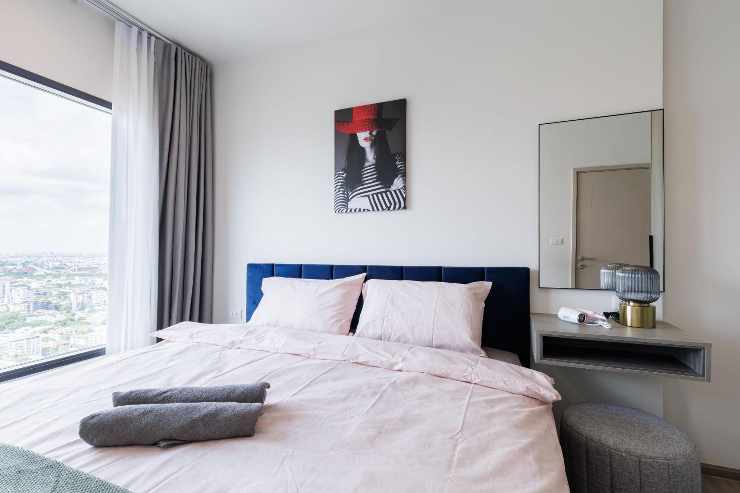 2 bedrooms -1 living room and 1 bathroom - swimming pool