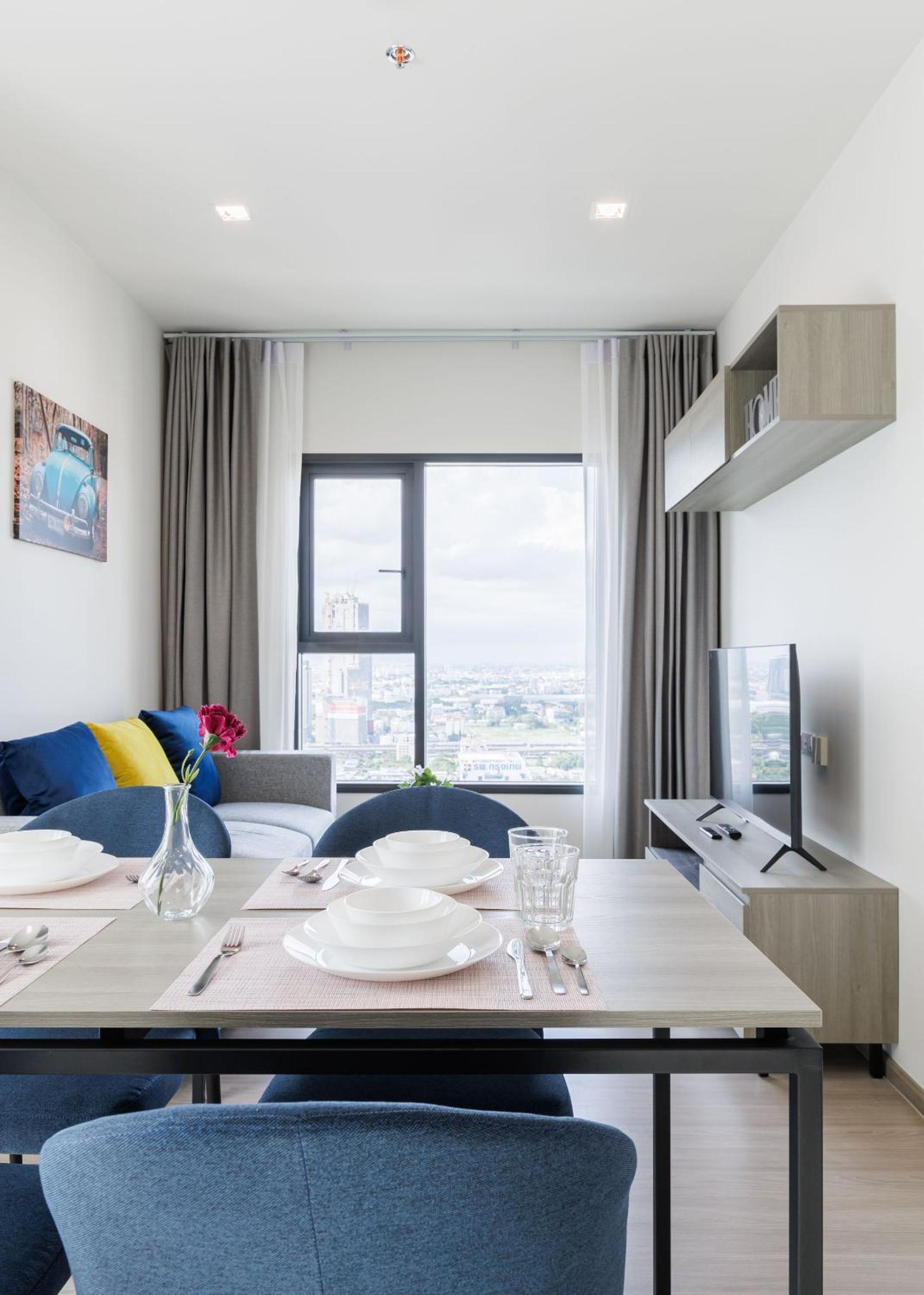 2 bedrooms -1 living room and 1 bathroom - swimming pool