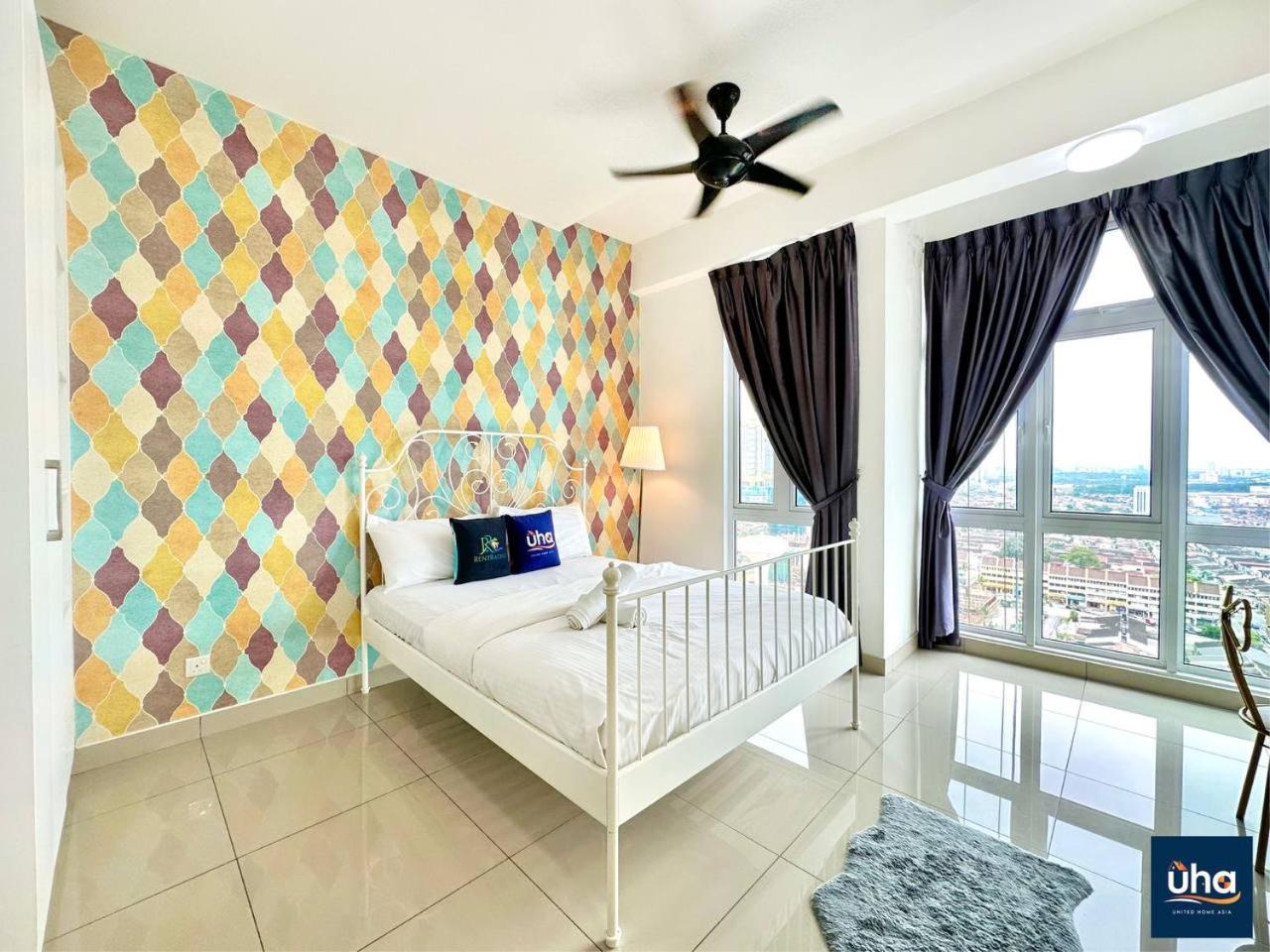 Twin Galaxy Residences by RR JBcity