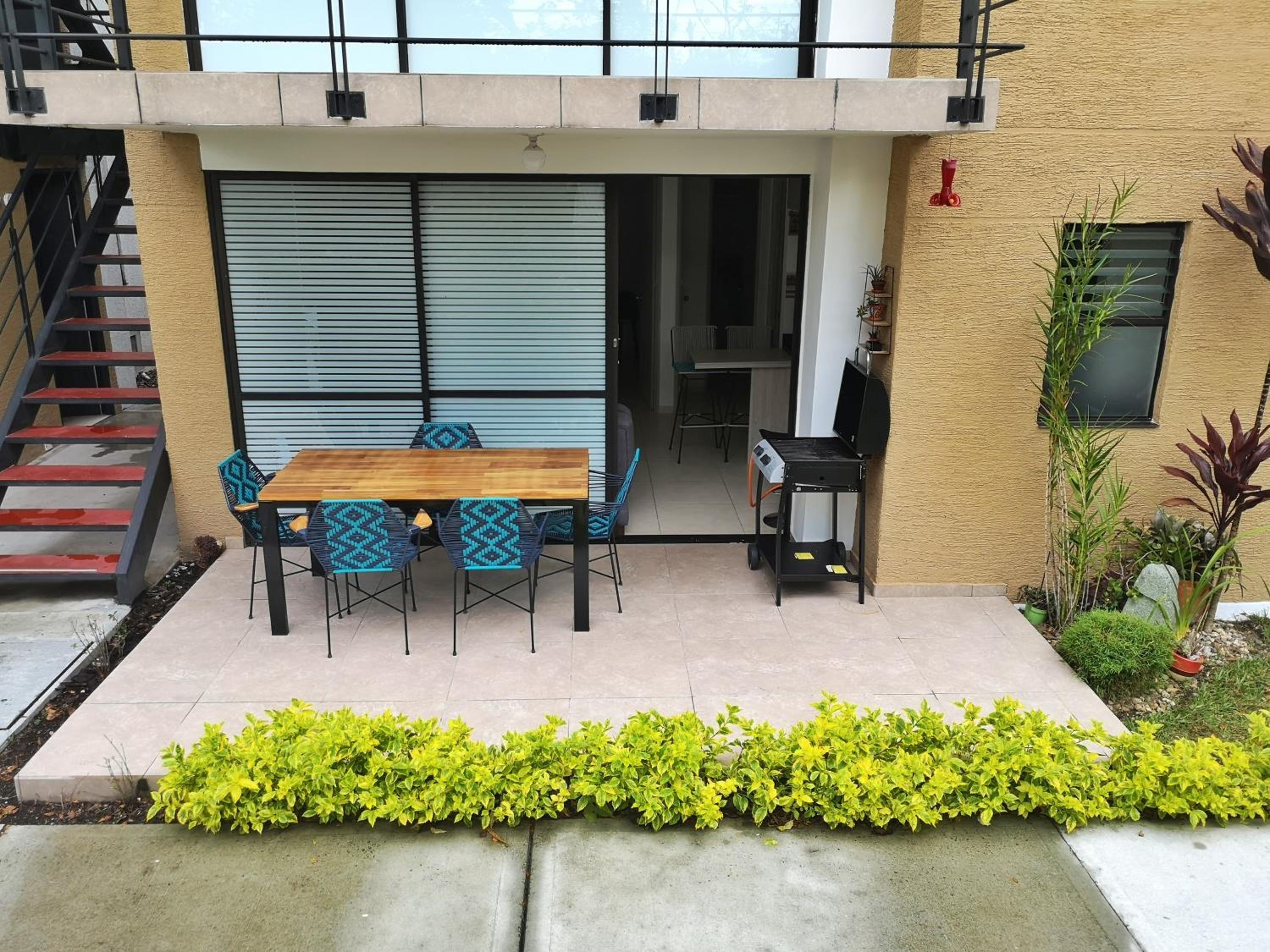 hermoso apartamento amoblado