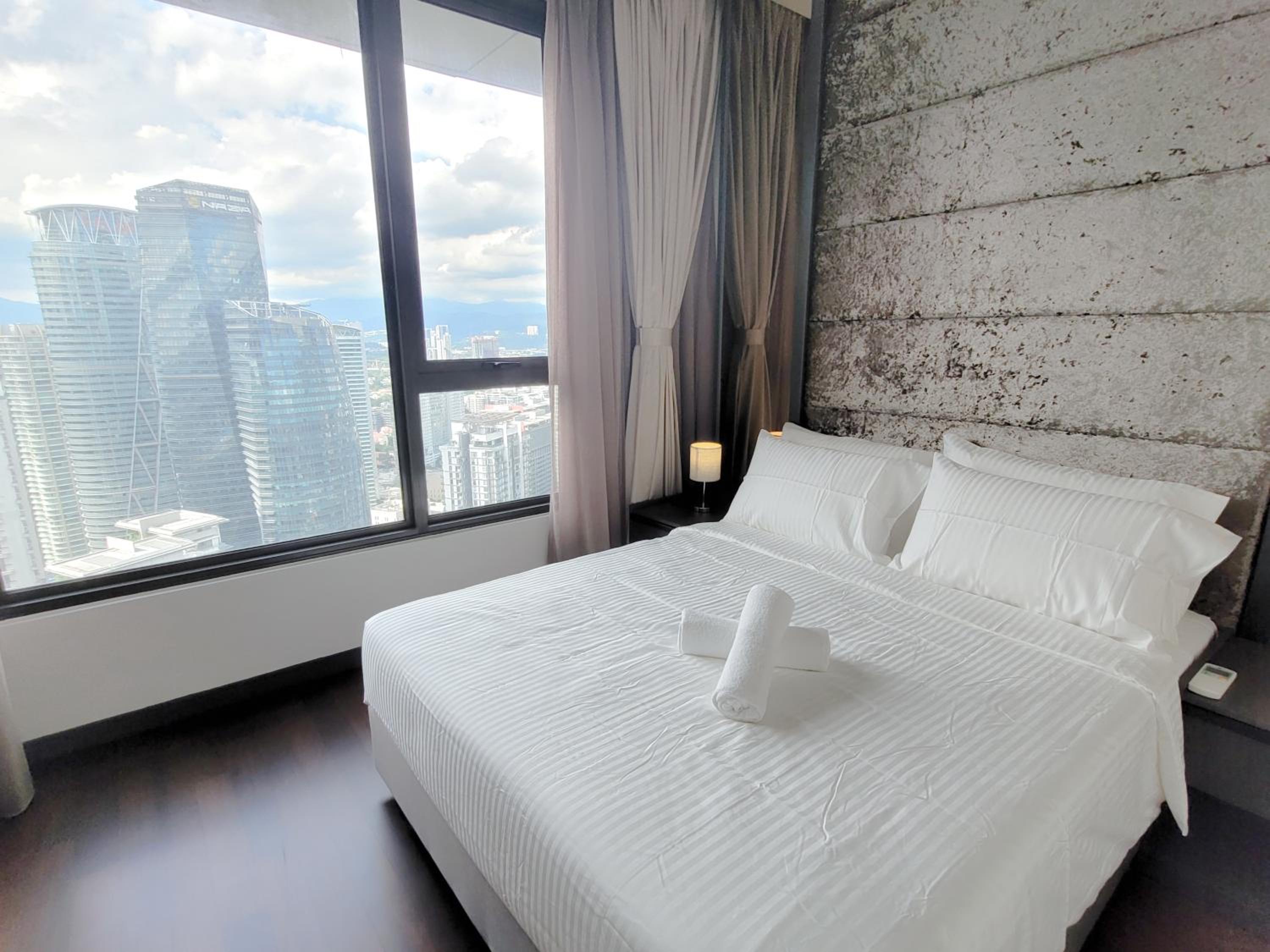 8 Kia Peng Suites Residence