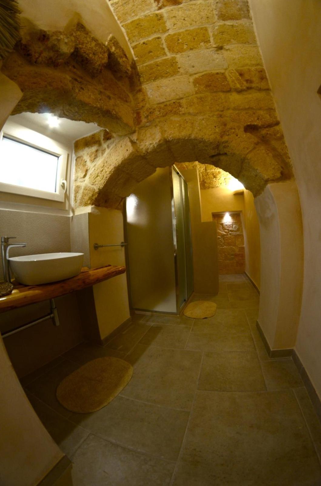 Maison de luxe view 3
