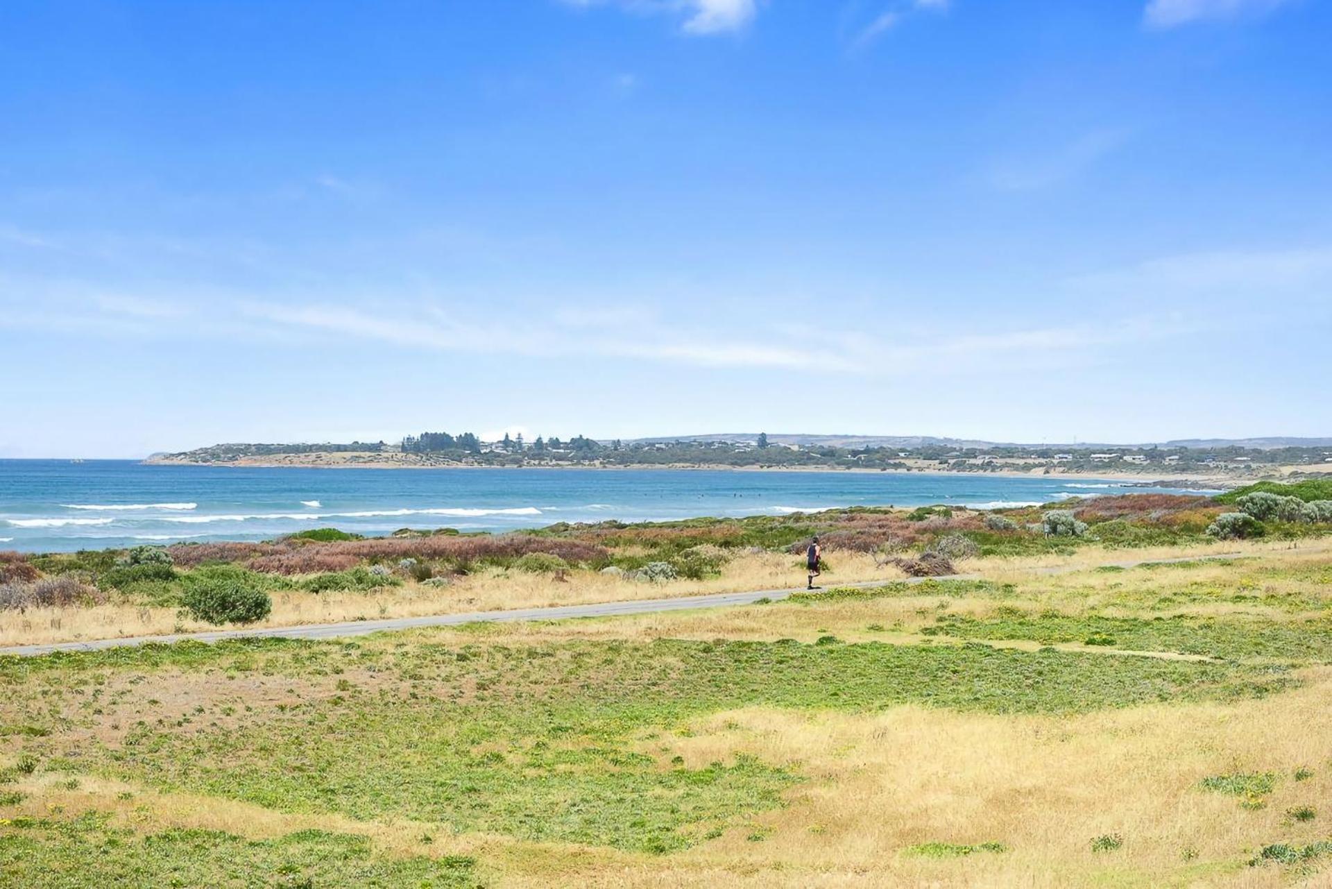 Executive Accommodation Absolute Beach Front