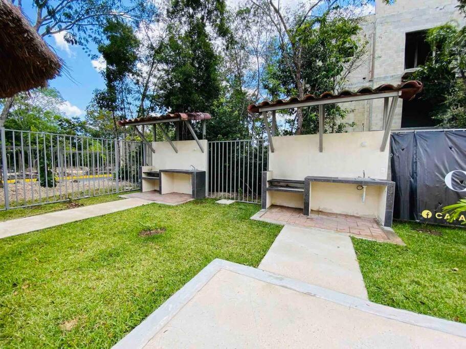 Beautiful Apt Swimming Pool and 5 star amenities